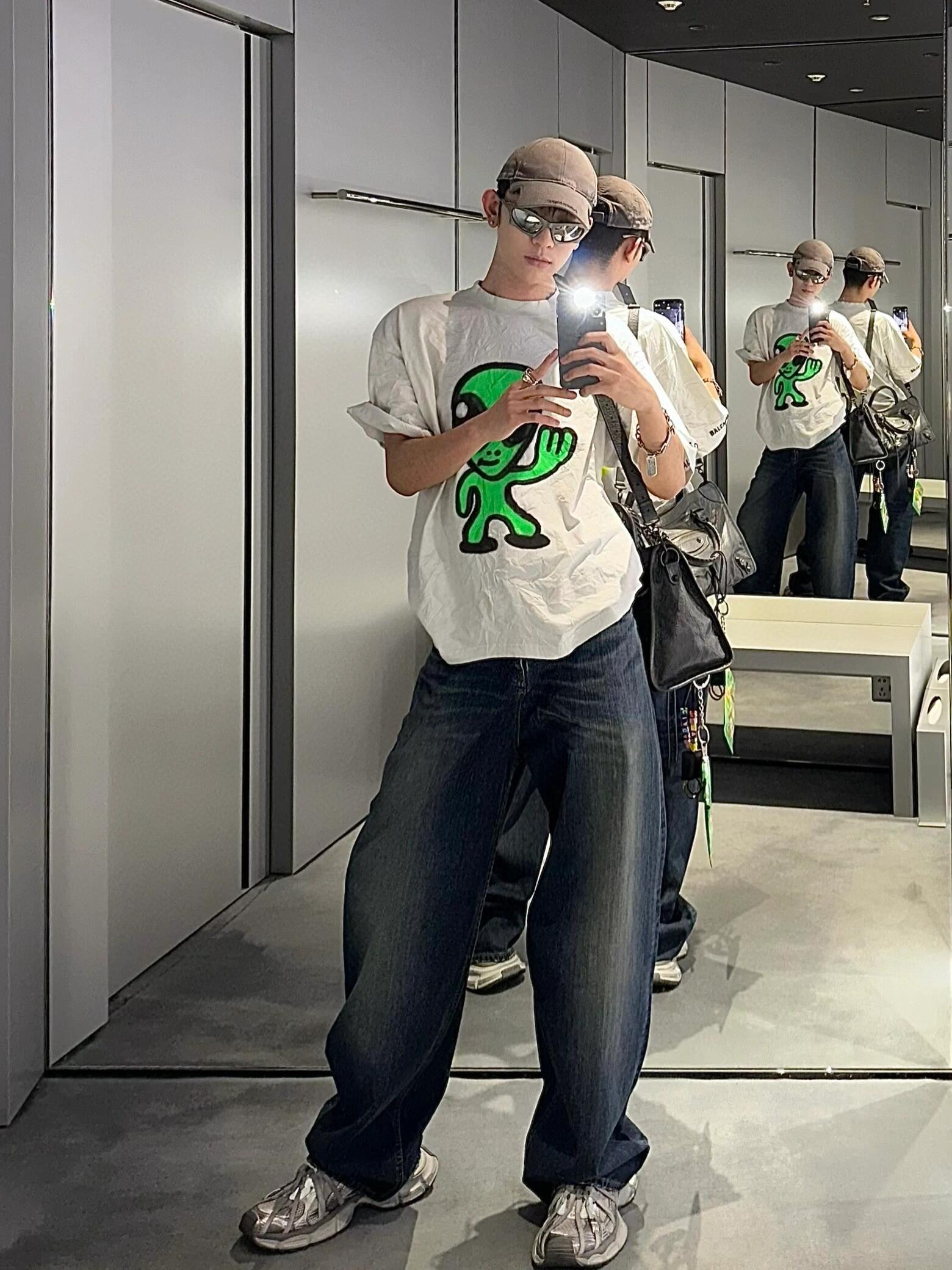 LuxluxHouse Best Quality Clothes Balenciaga T-shirt