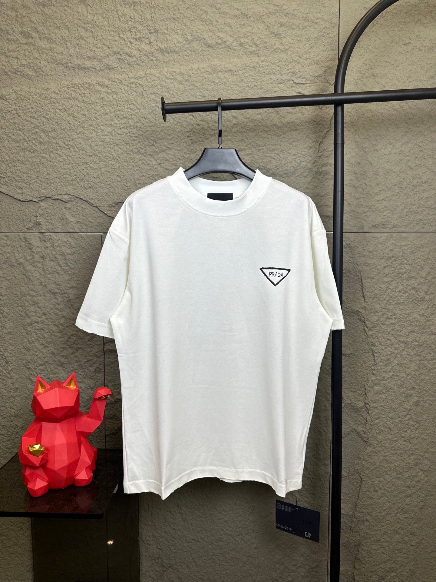 LuxluxHouse Best Quality Clothes T-shirt Prada