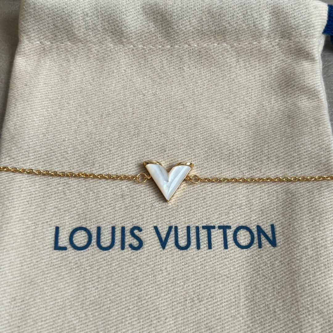 LuxluxHouse Best Quality Accessories Bracelet Louis Vuitton