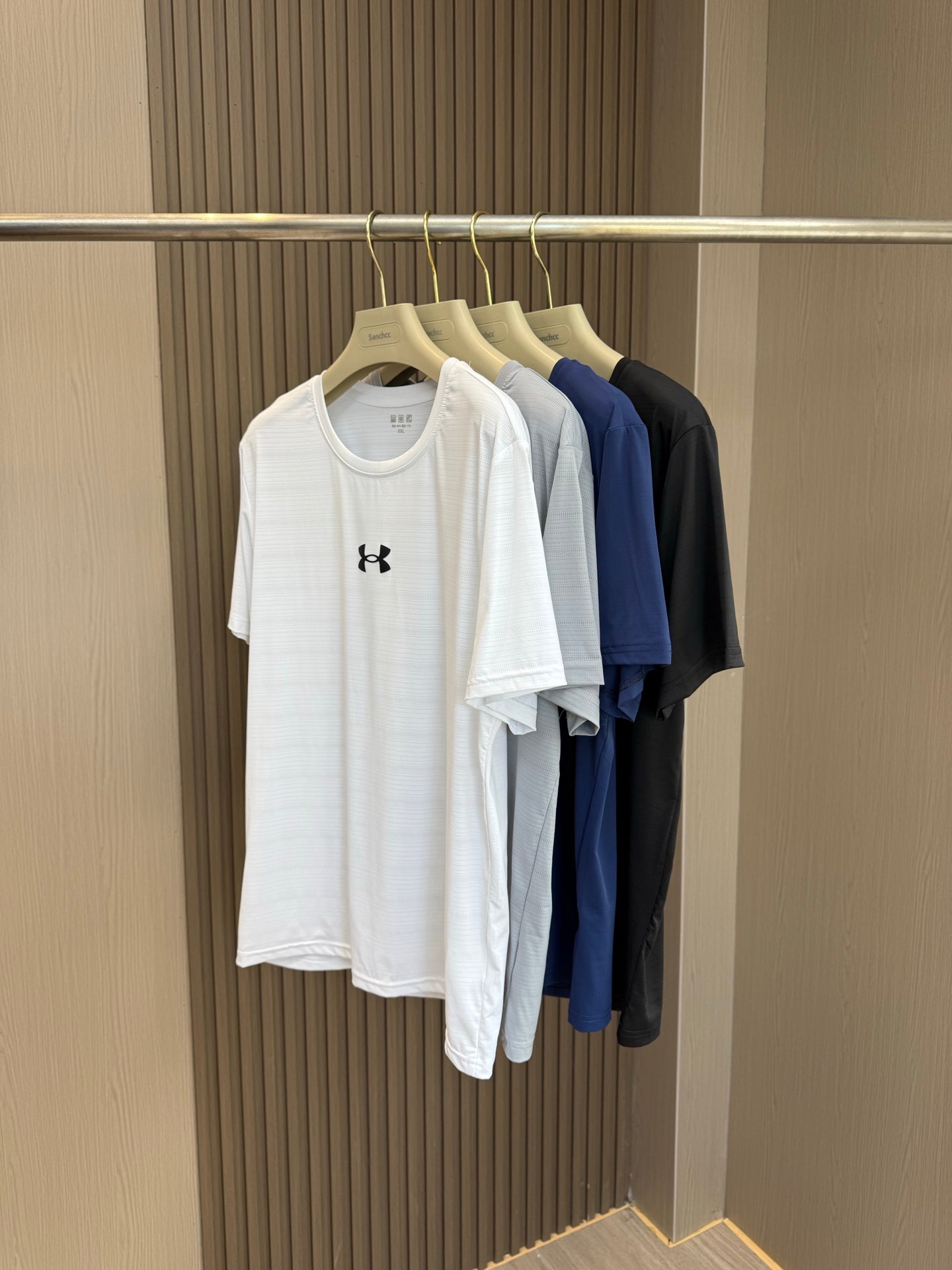 LuxluxHouse Best Quality Clothes T-shirt