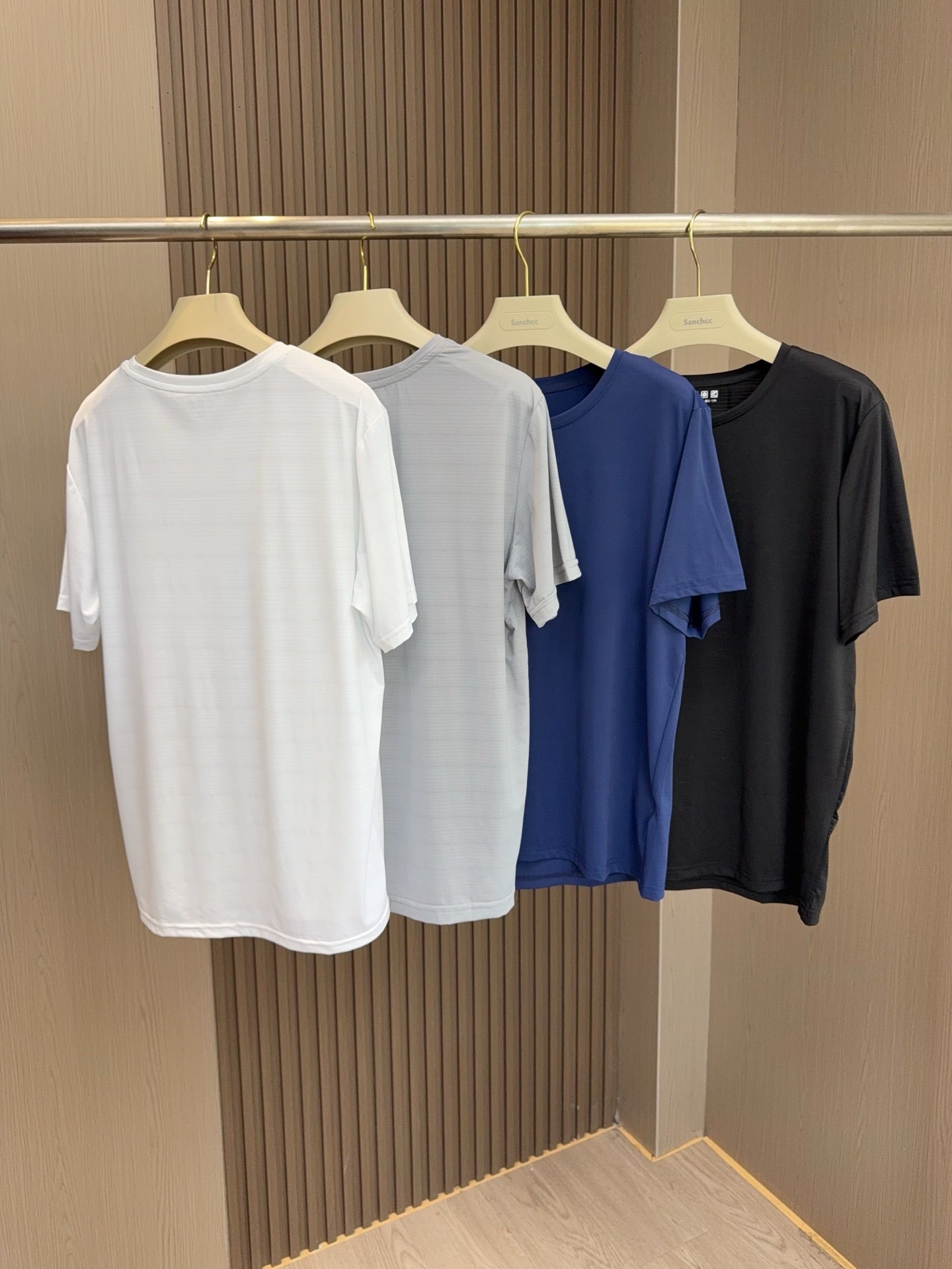 LuxluxHouse Best Quality Clothes T-shirt