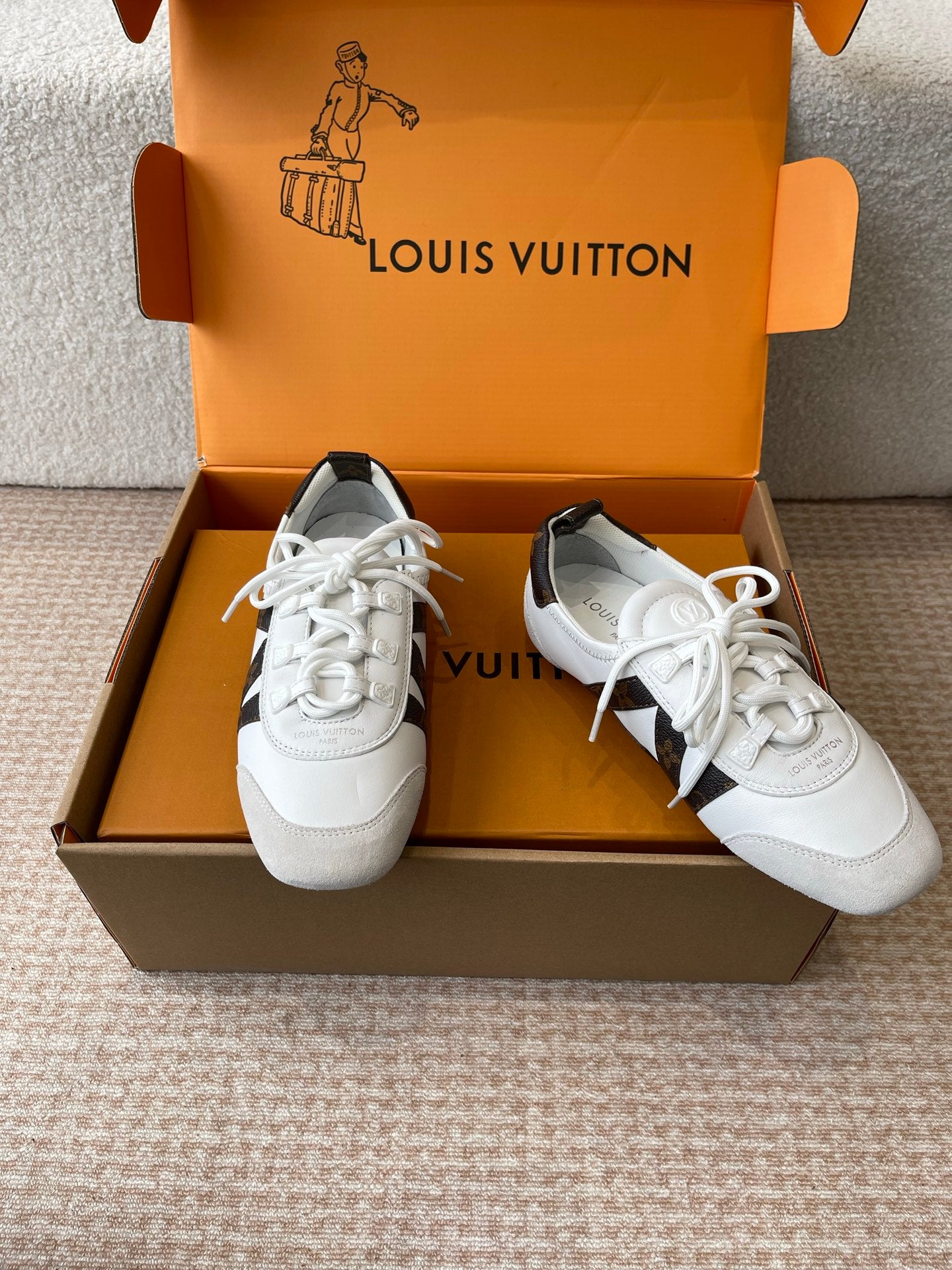 LuxluxHouse Best Quality Women Shoes Louis Vuitton