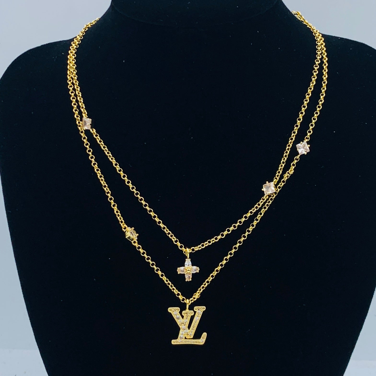 LuxluxHouse Low Price And High Quality Accessories Louis Vuitton