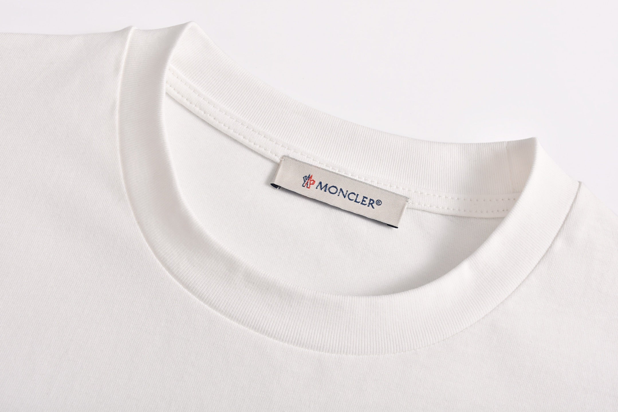 LuxluxHouse Best Quality Clothes T-shirt Moncler