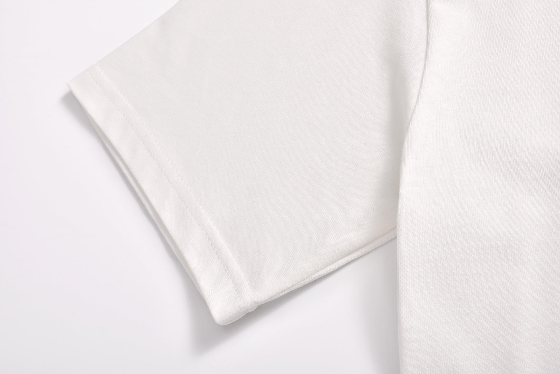 LuxluxHouse Best Quality Clothes T-shirt Moncler