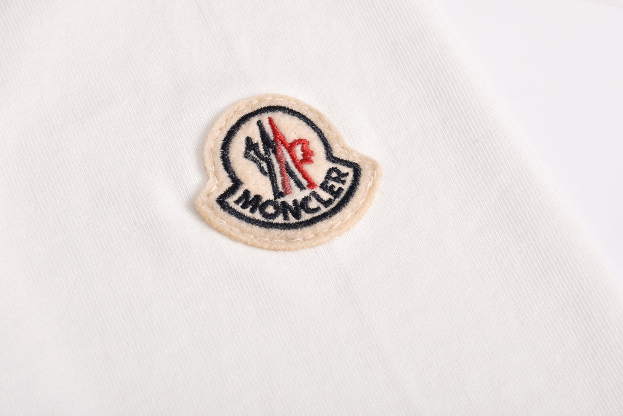LuxluxHouse Best Quality Clothes T-shirt Moncler