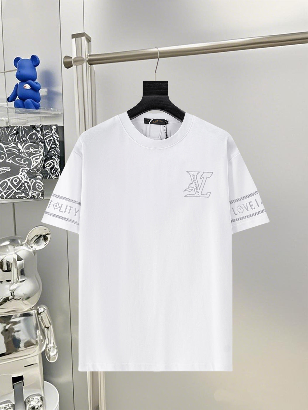 LuxluxHouse Best Quality Clothes T-shirt Louis Vuitton