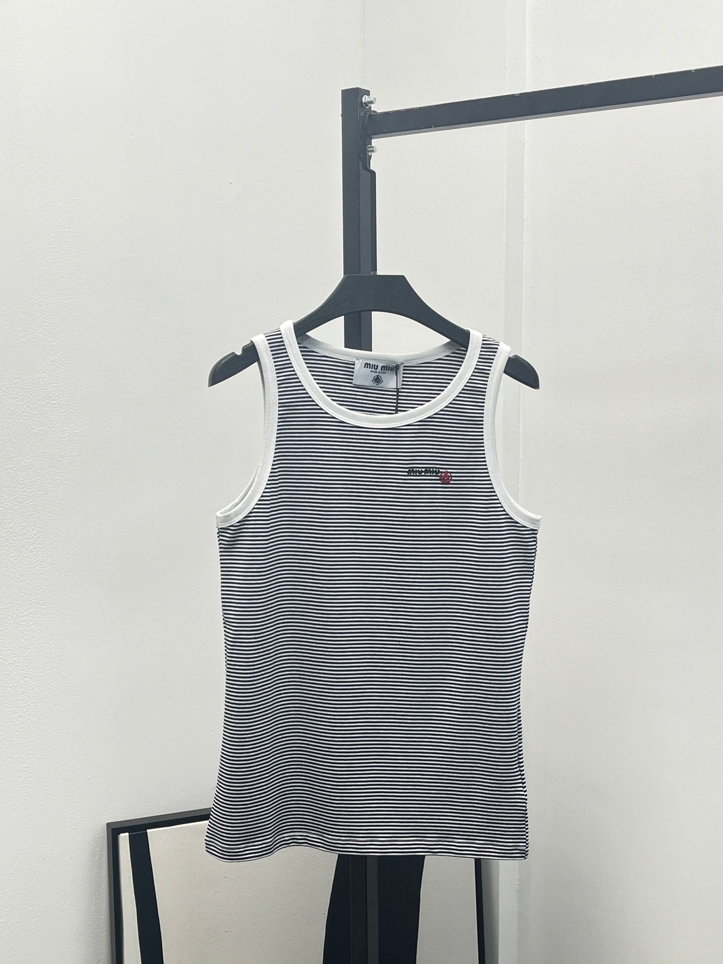 LuxluxHouse Best Quality Clothes Miu Miu T-shirt