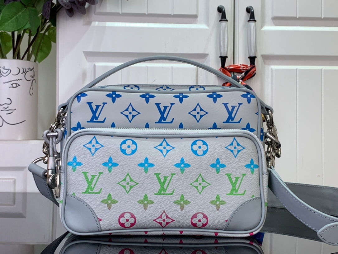 LuxluxHouse Best Quality Bags Louis Vuitton Women Men