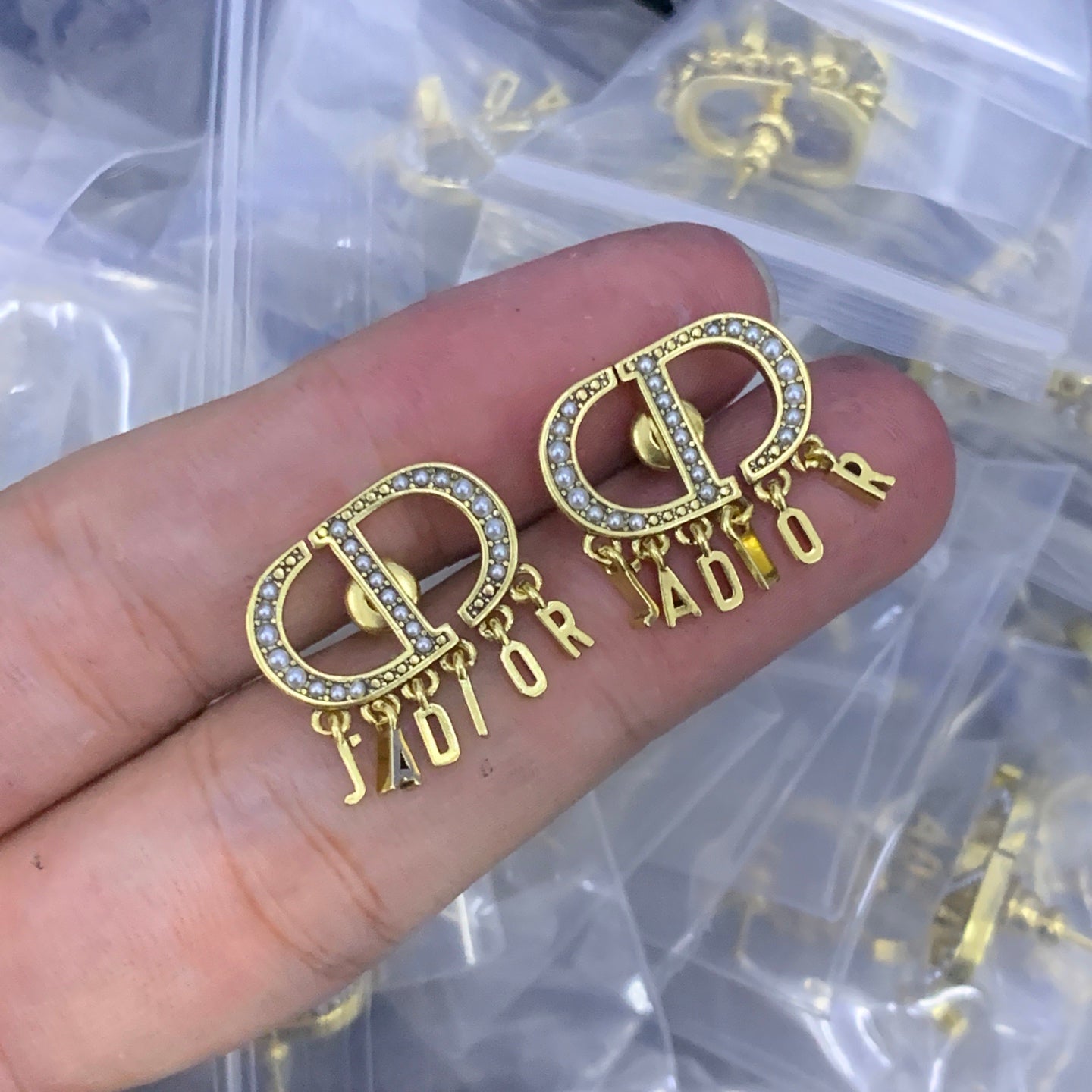 LuxluxHouse Low Price And High Quality Accessories Dior