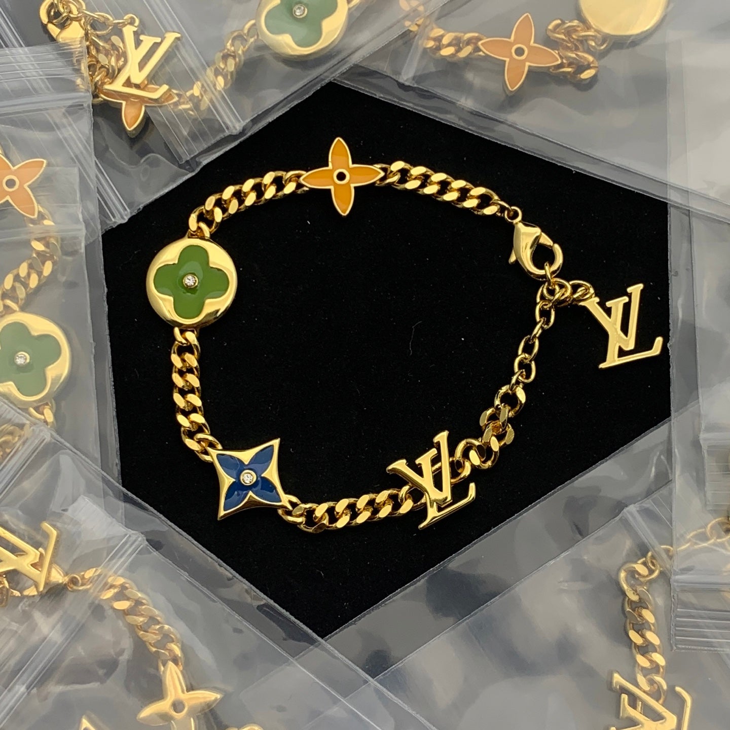 LuxluxHouse Low Price And High Quality Accessories Louis Vuitton