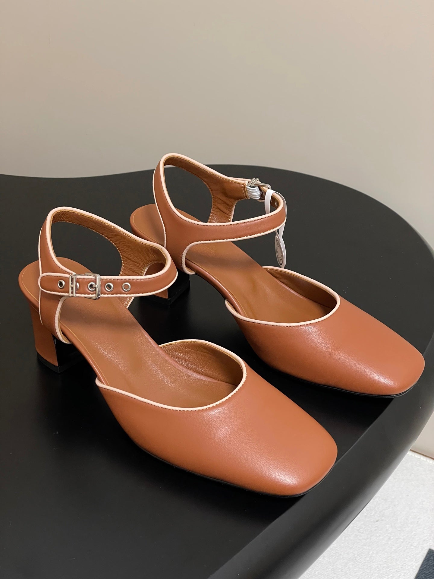 LuxluxHouse Best Quality Women Shoes Hermes