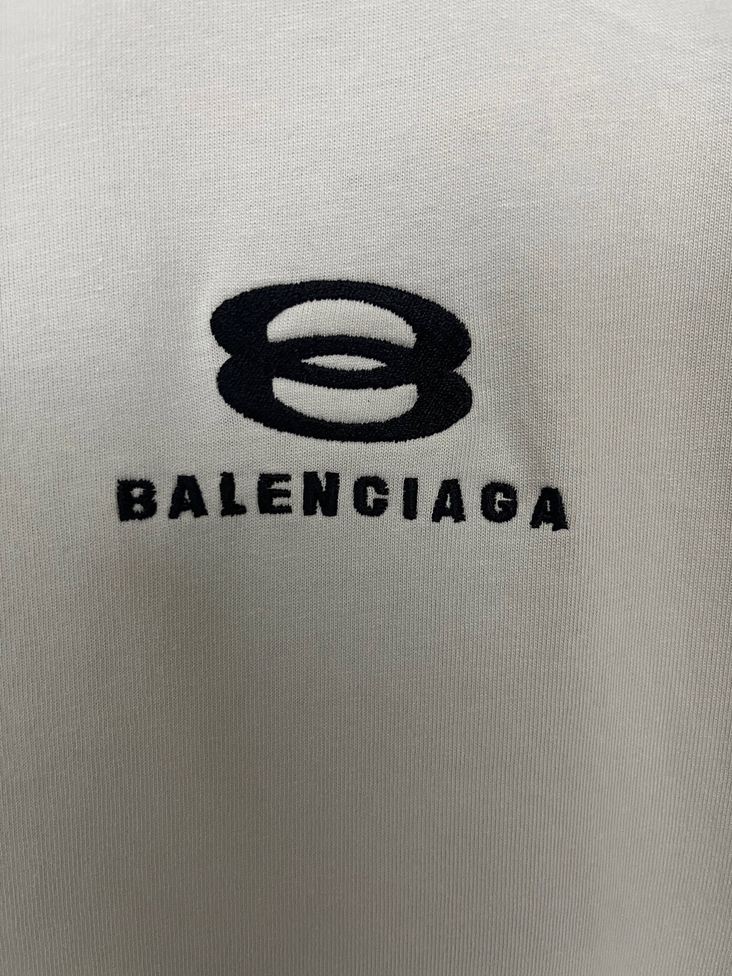 LuxluxHouse Best Quality Clothes Balenciaga T-shirt