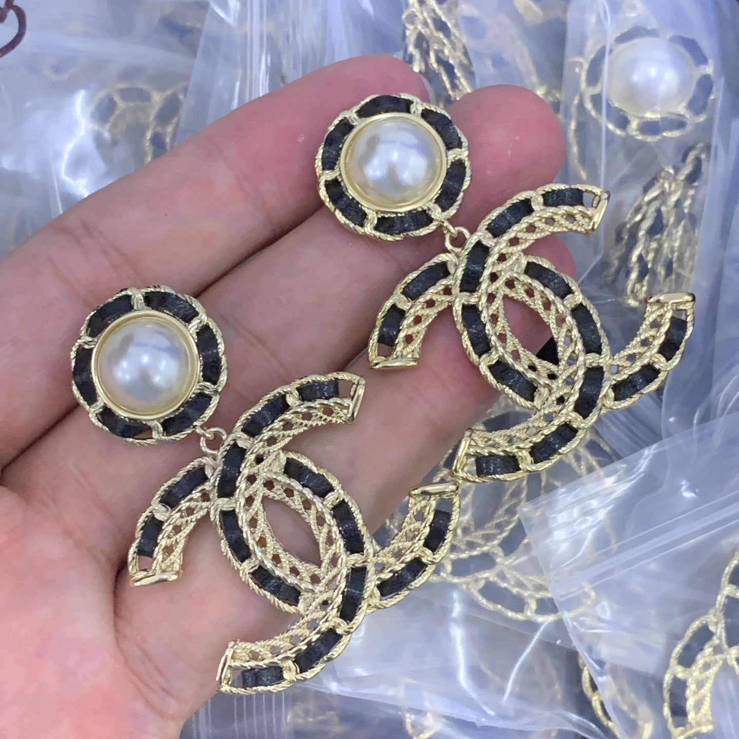 luxluxhouse Low price and high quality accessories Chanel