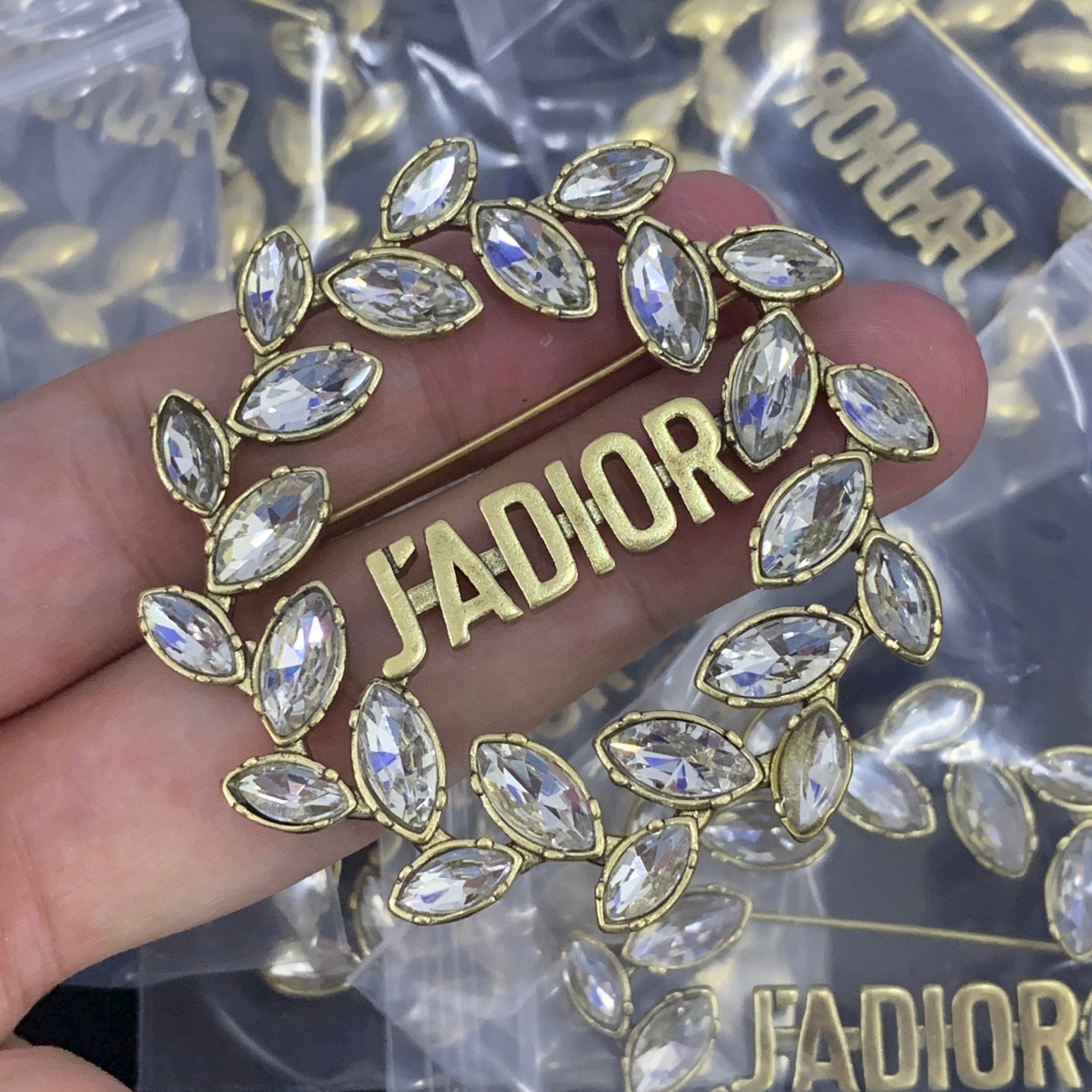 luxluxhouse Low price and high quality accessories Dior