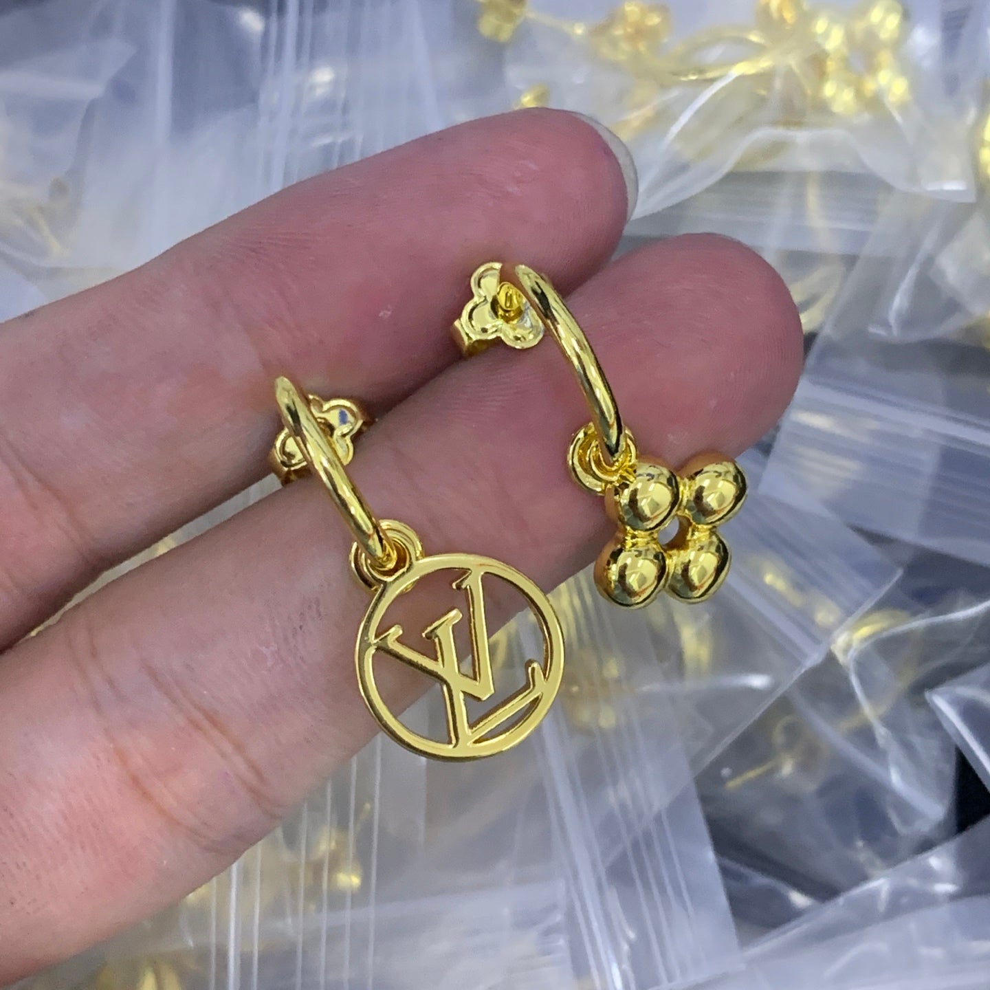 luxluxhouse Low price and high quality accessories Louis Vuitton