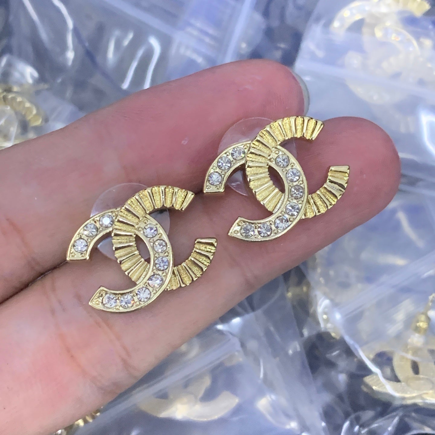 luxluxhouse Low price and high quality accessories Chanel