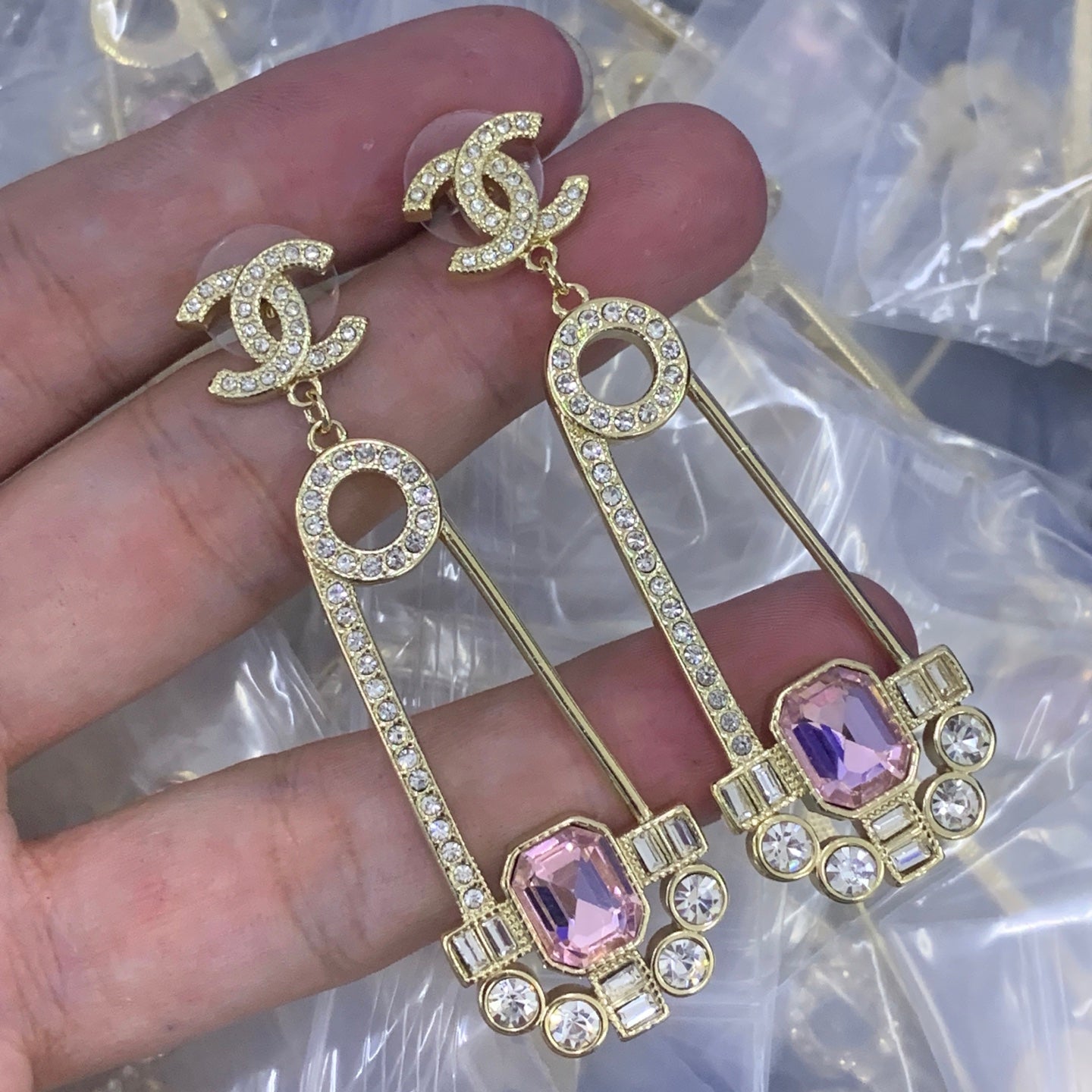 luxluxhouse Low price and high quality accessories Chanel