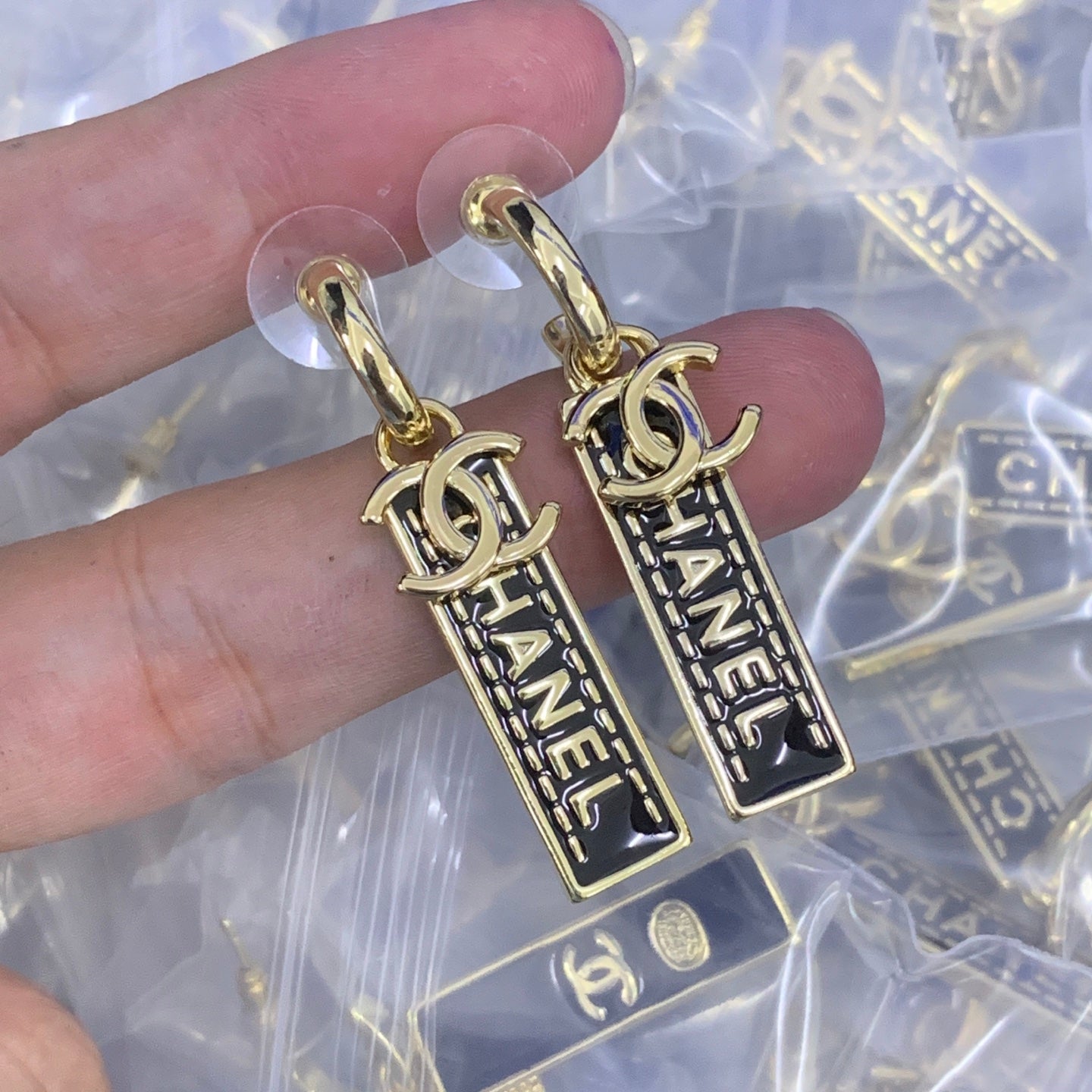 luxluxhouse Low price and high quality accessories Chanel