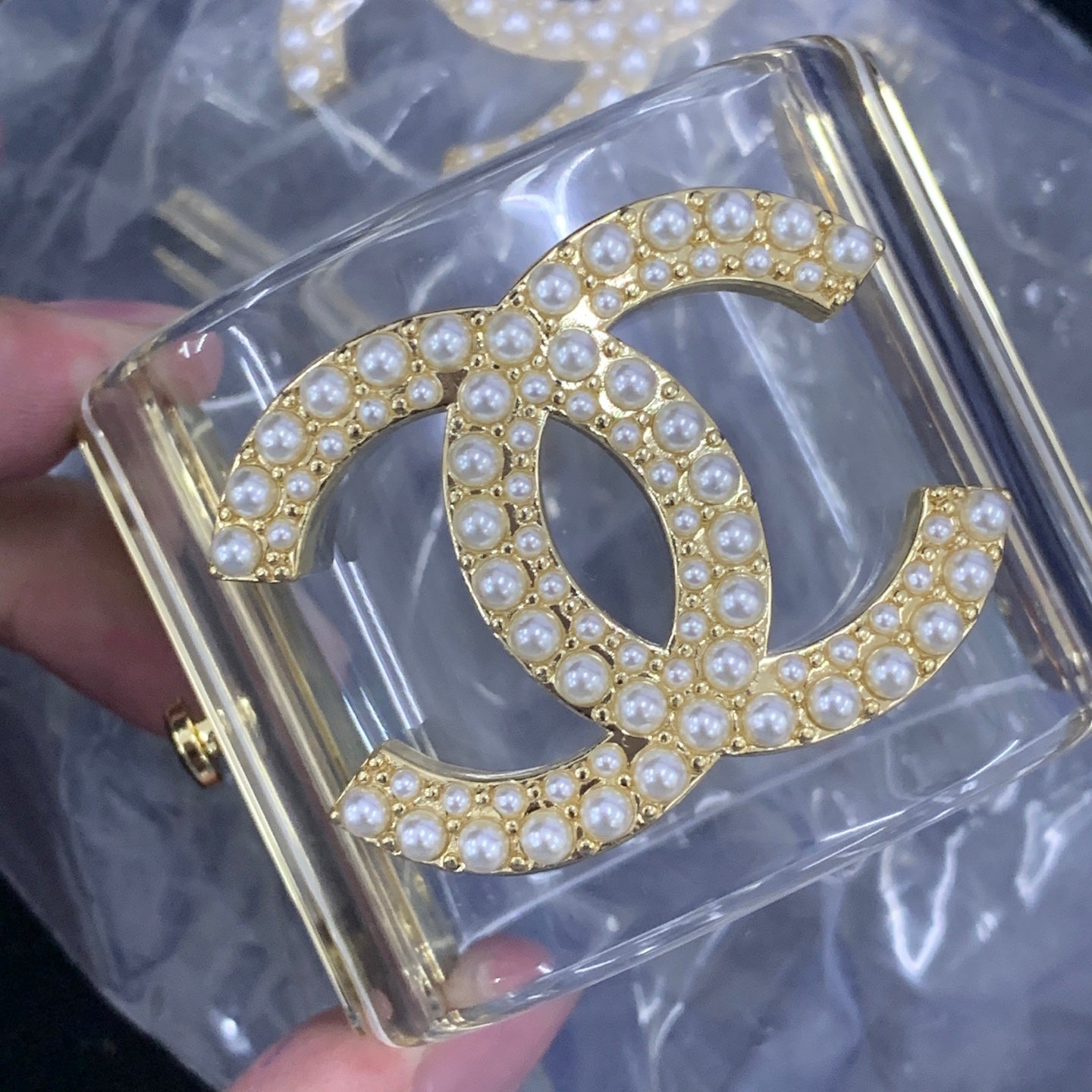 luxluxhouse Low price and high quality accessories Chanel