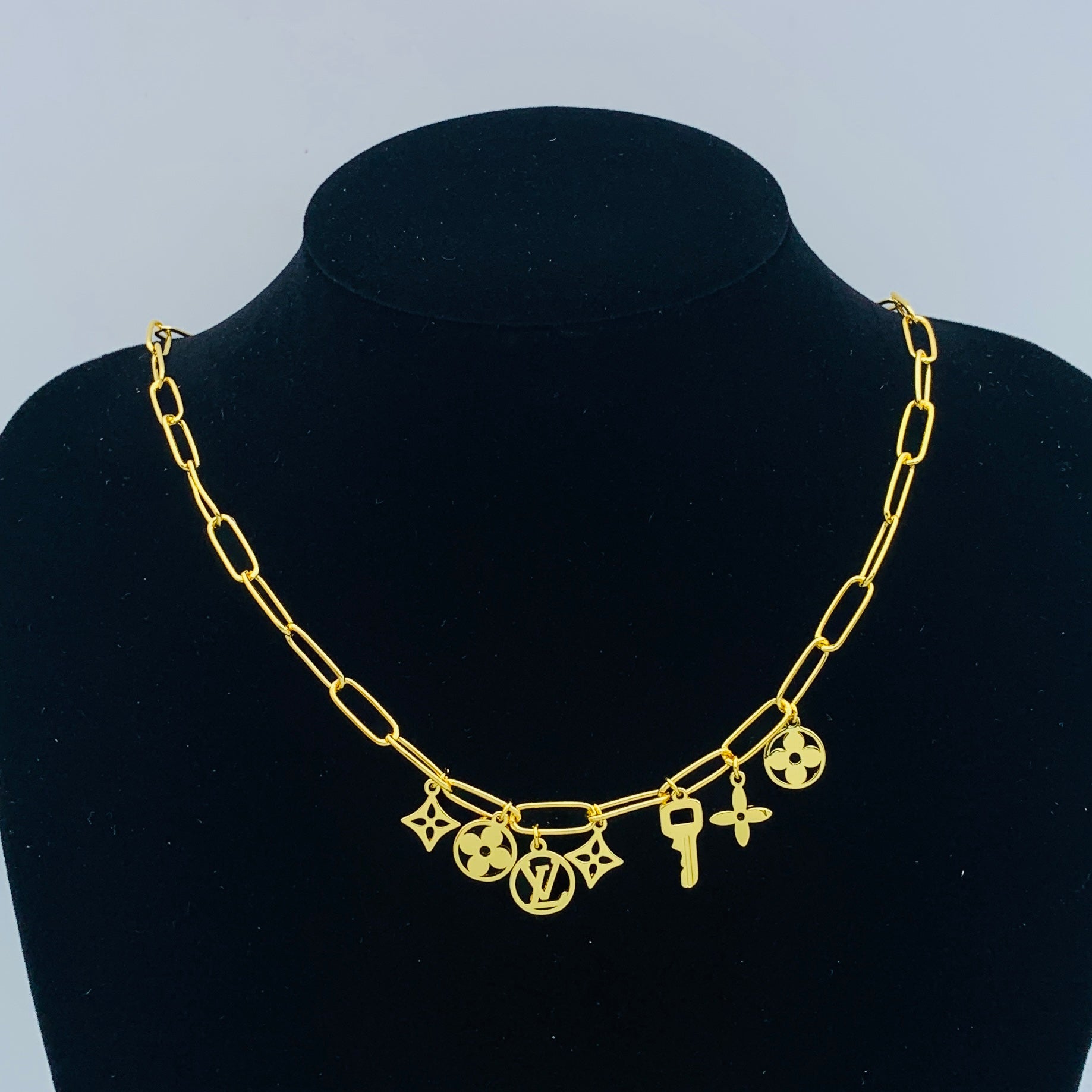 luxluxhouse Low price and high quality accessories Louis Vuitton