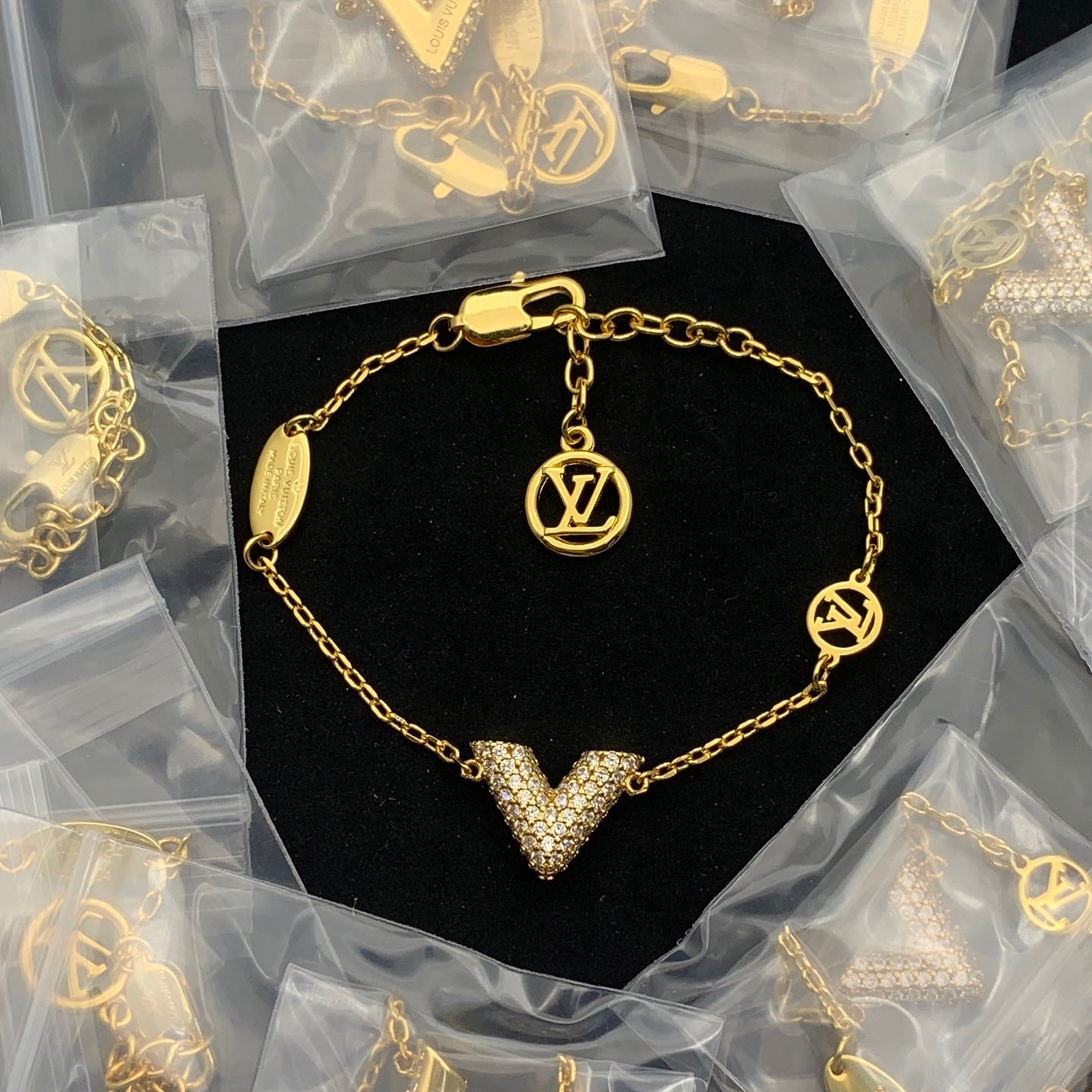 luxluxhouse Low price and high quality accessories Louis Vuitton
