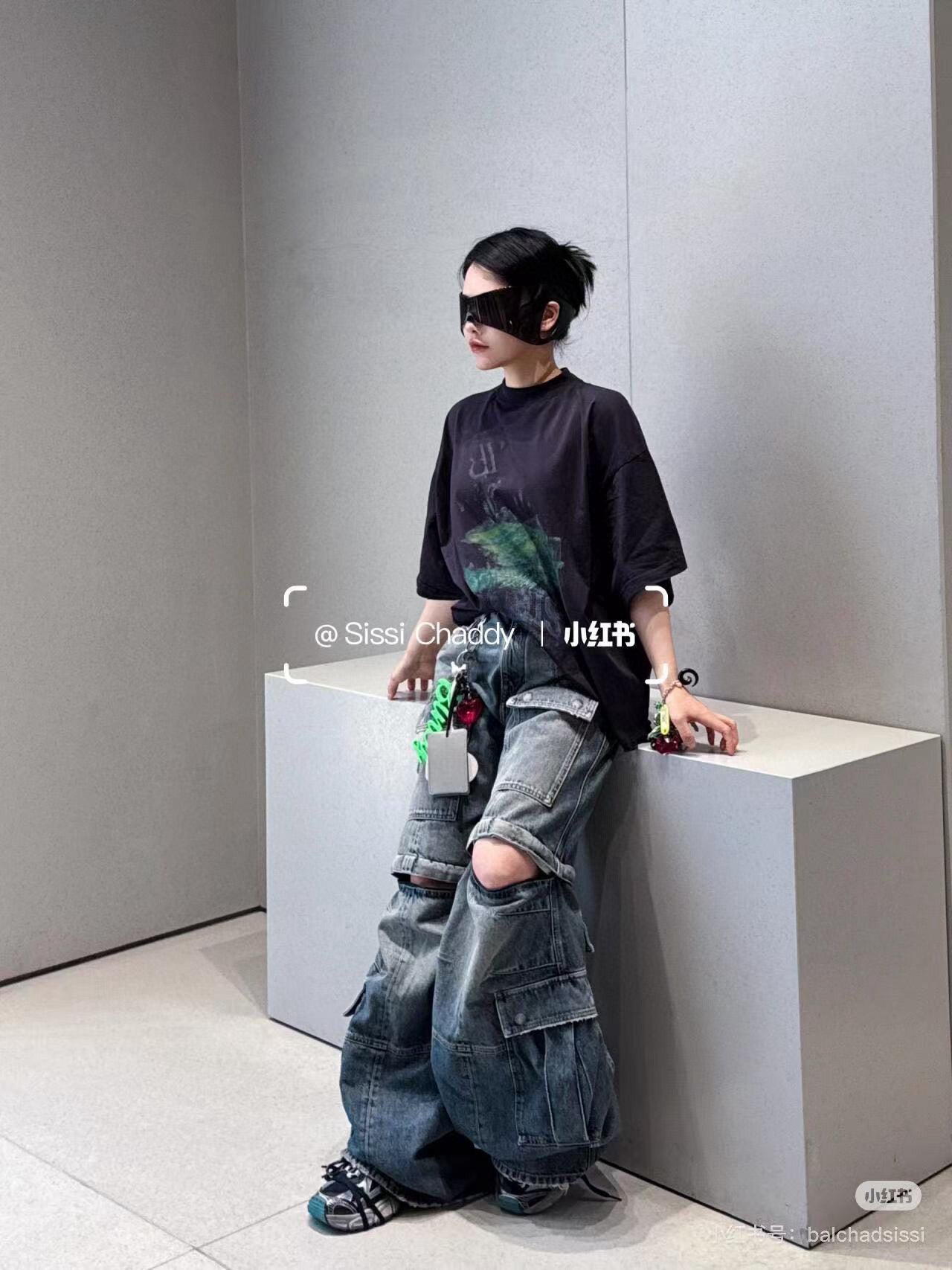 LuxluxHouse Best Quality Clothes Balenciaga T-shirt