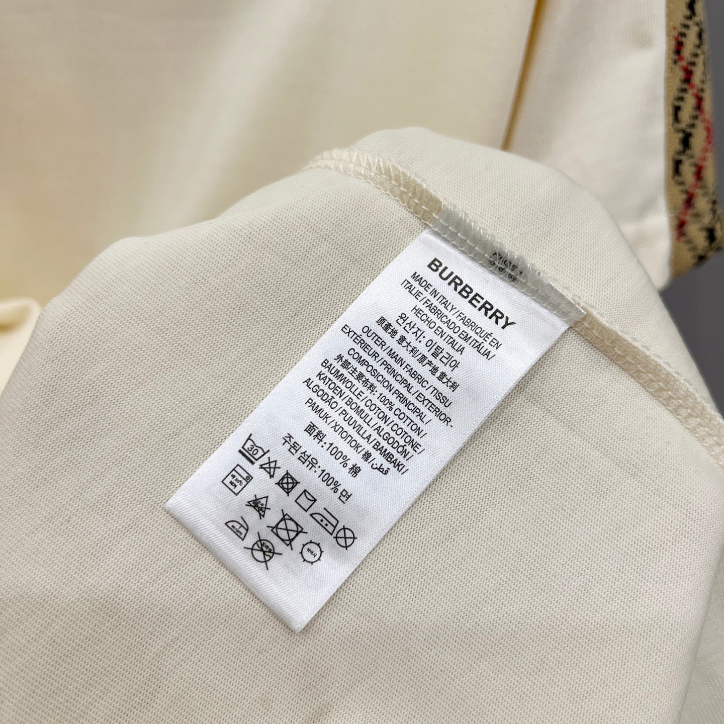 LuxluxHouse Best Quality Clothes Burberry T-shirt