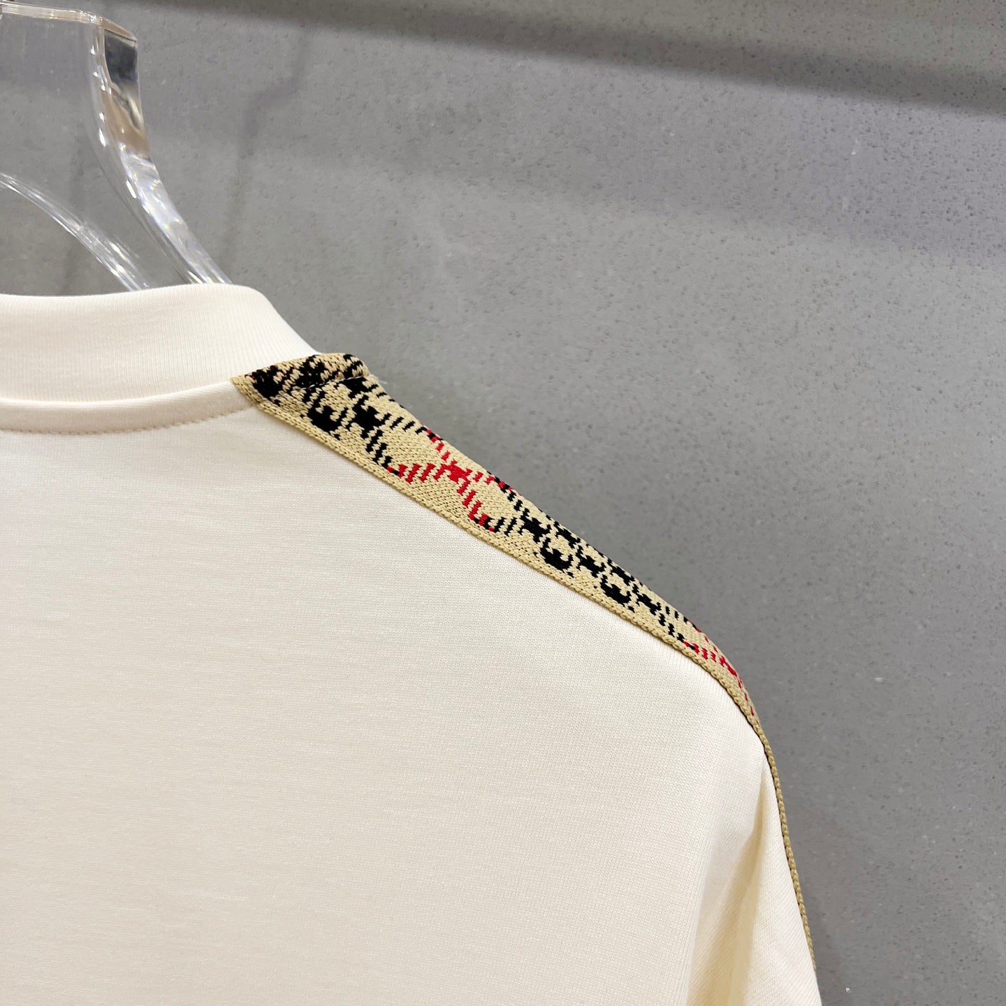 LuxluxHouse Best Quality Clothes Burberry T-shirt