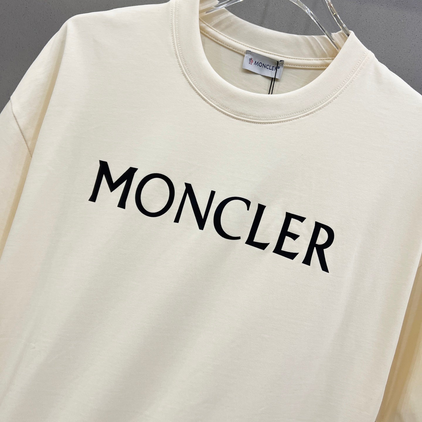 LuxluxHouse Best Quality Clothes T-shirt Moncler