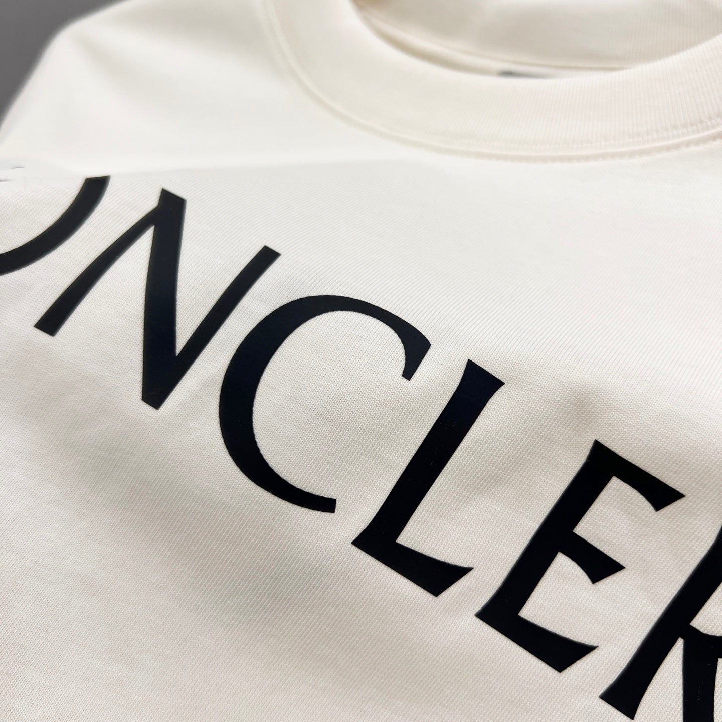 LuxluxHouse Best Quality Clothes T-shirt Moncler