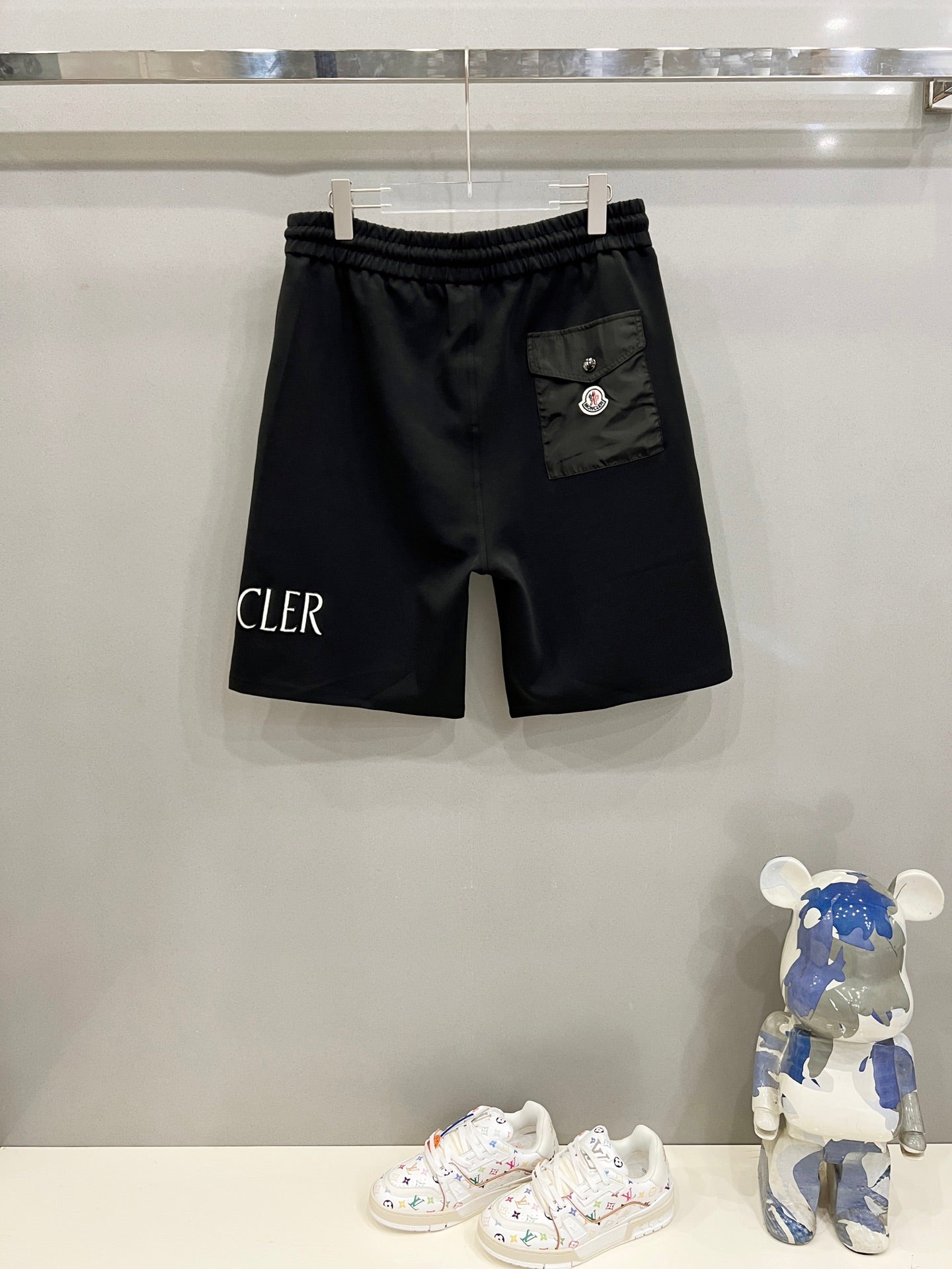 LuxluxHouse Best Quality Clothes Pants Moncler