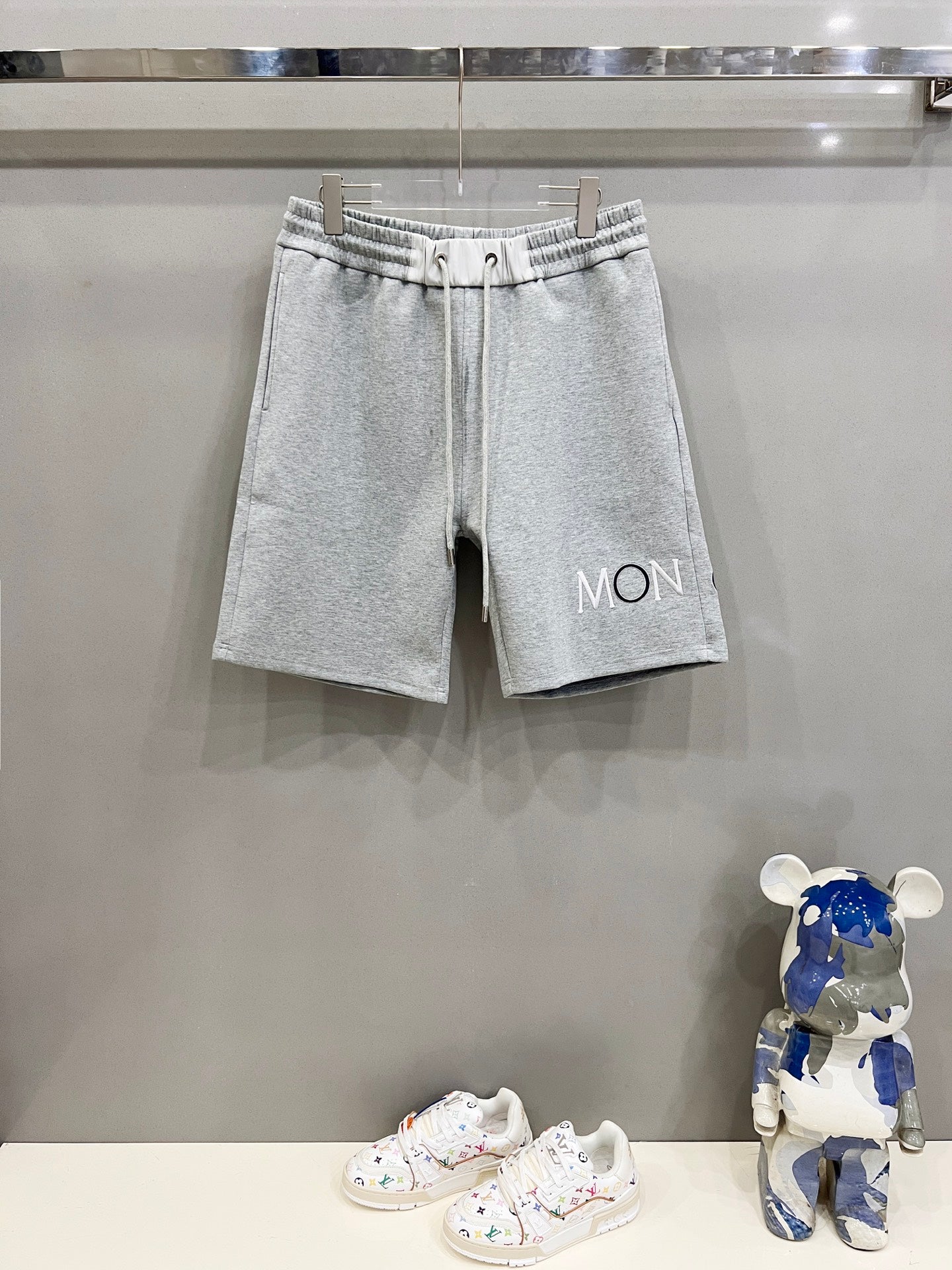 LuxluxHouse Best Quality Clothes Pants Moncler