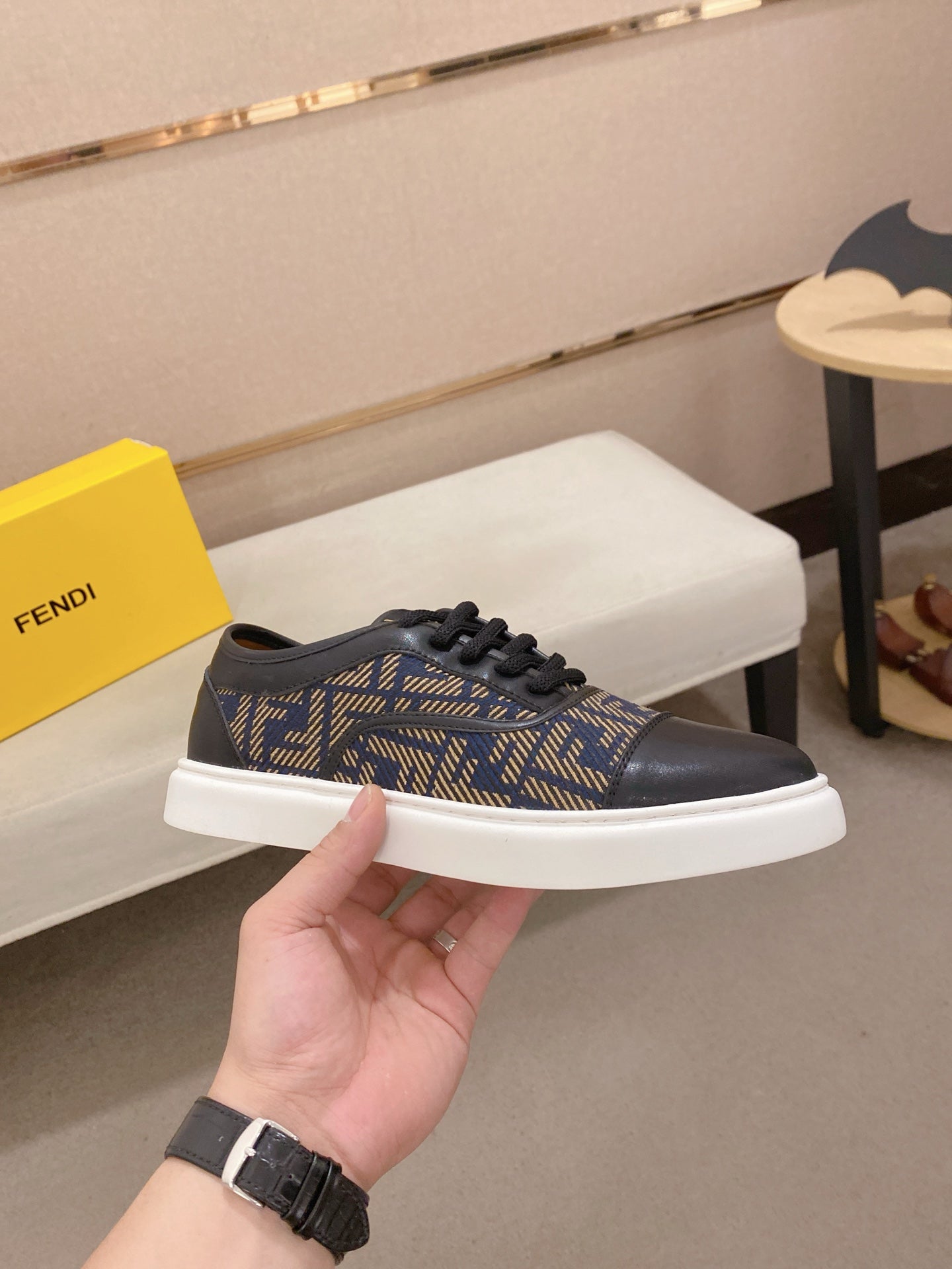 LuxluxHouse Best Quality Shoes Fendi