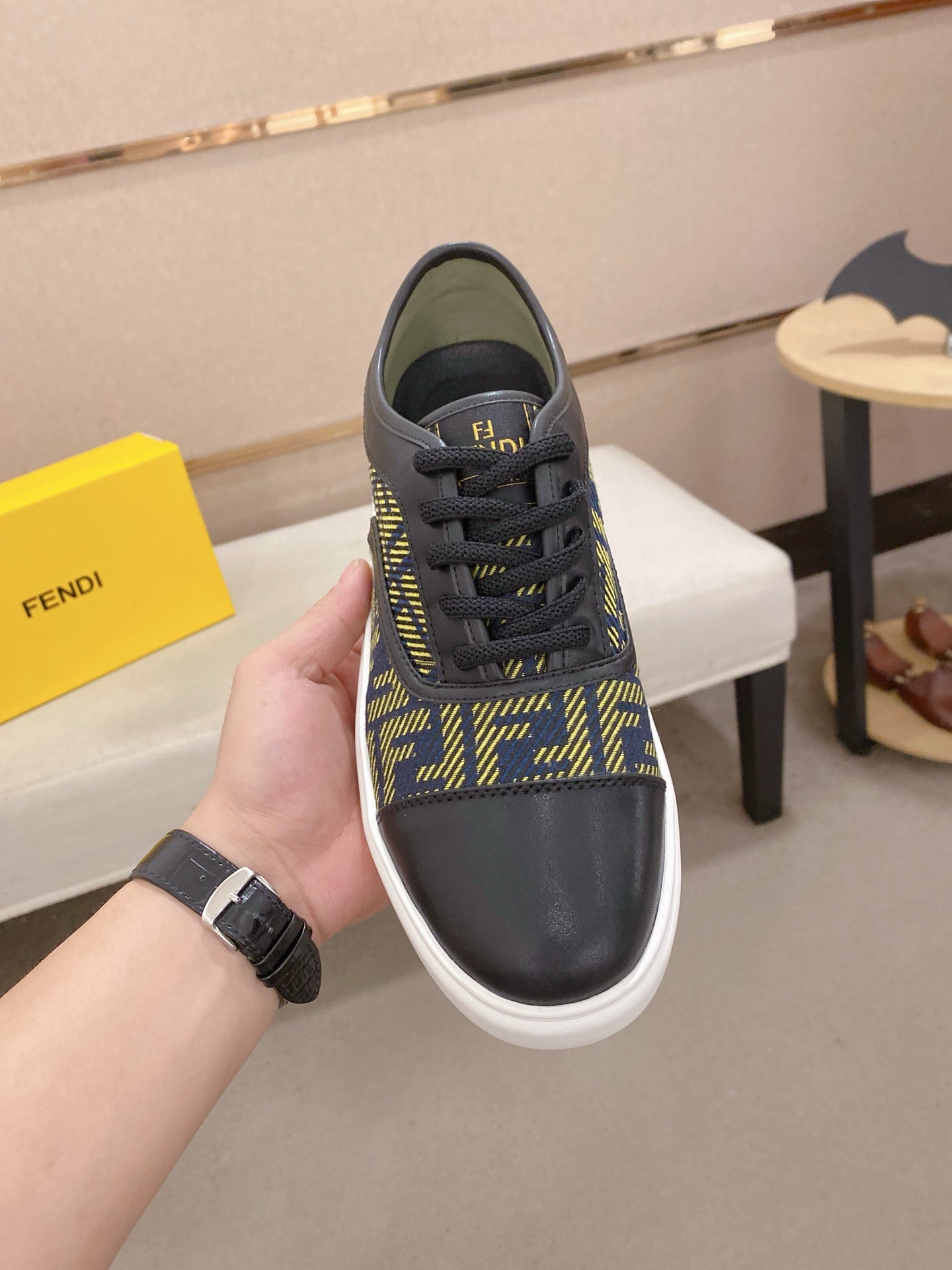 LuxluxHouse Best Quality Shoes Fendi