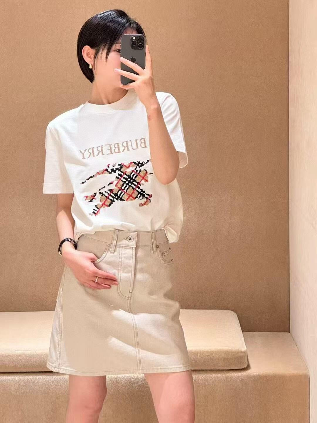 LuxluxHouse Best Quality Clothes Burberry T-shirt