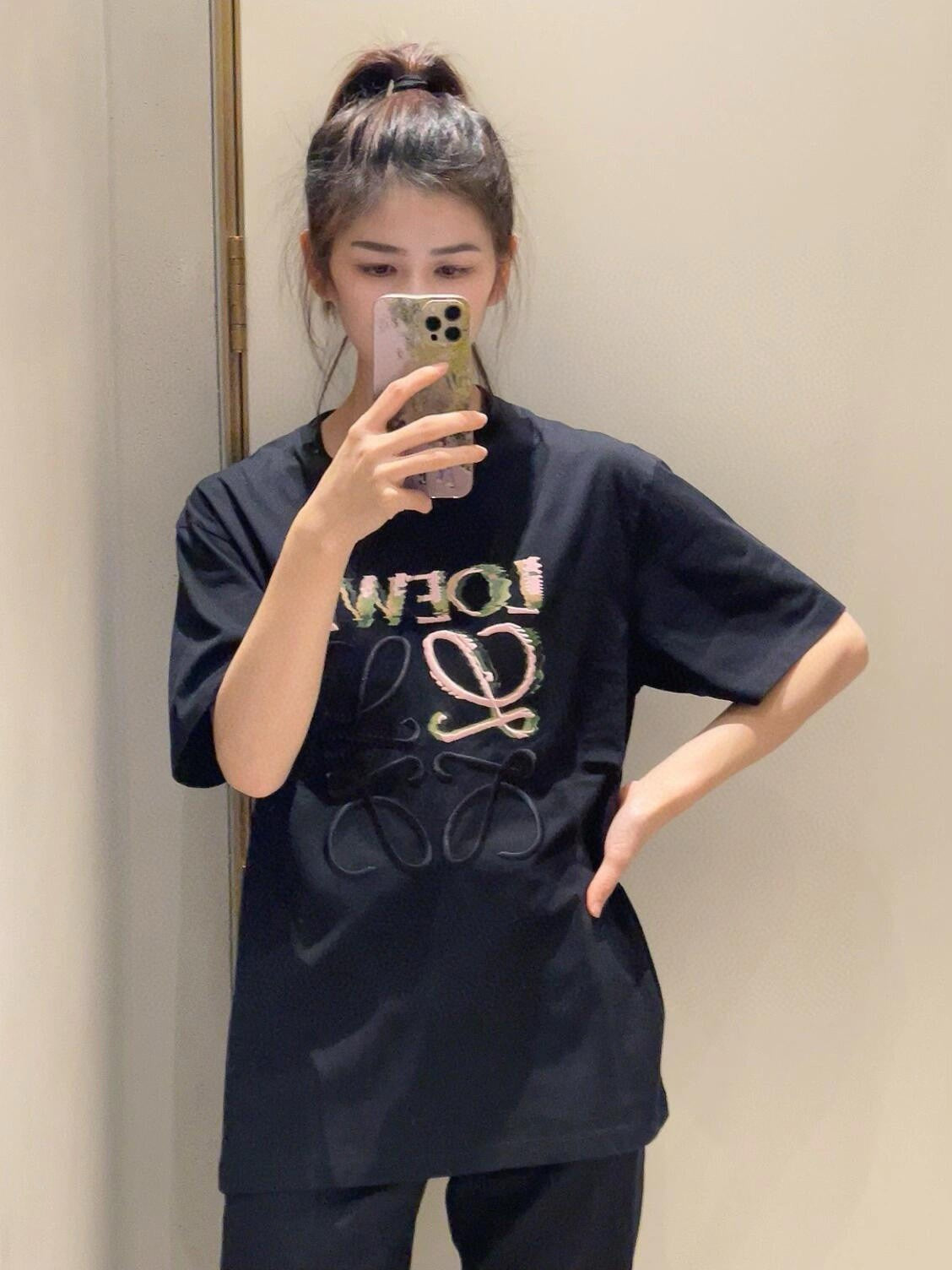 LuxluxHouse Best Quality Clothes T-shirt Loewe