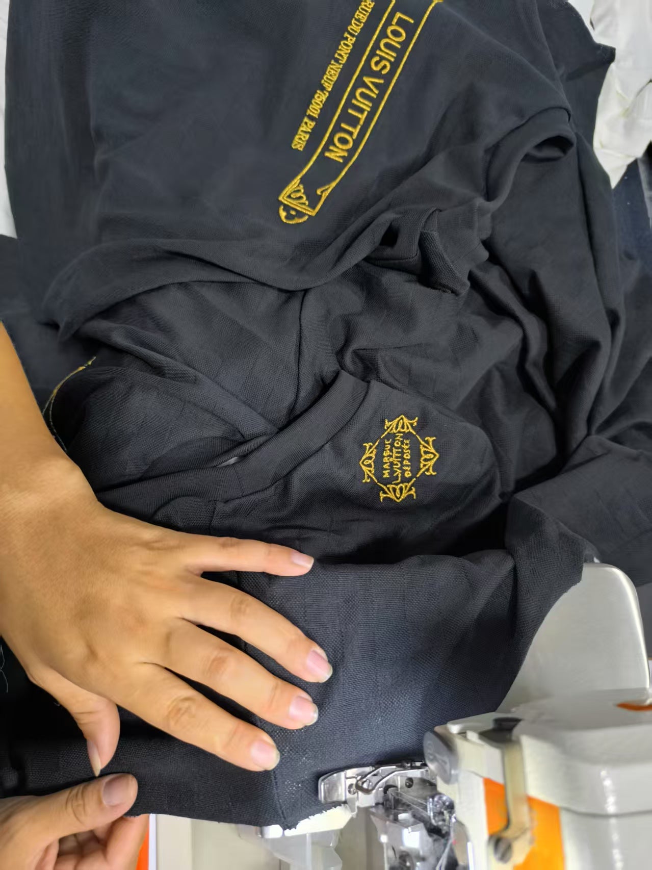 LuxluxHouse Best Quality Clothes T-shirt Louis Vuitton