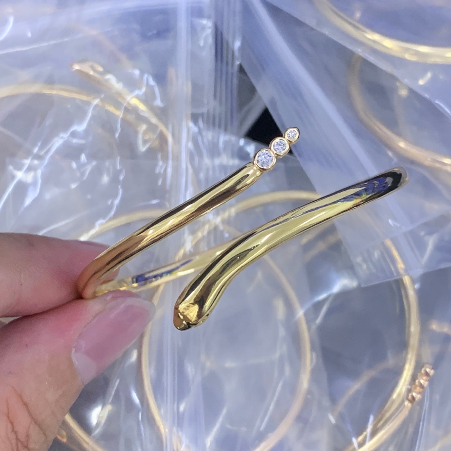 LuxluxHouse Low Price And High Quality Accessories Tiffany