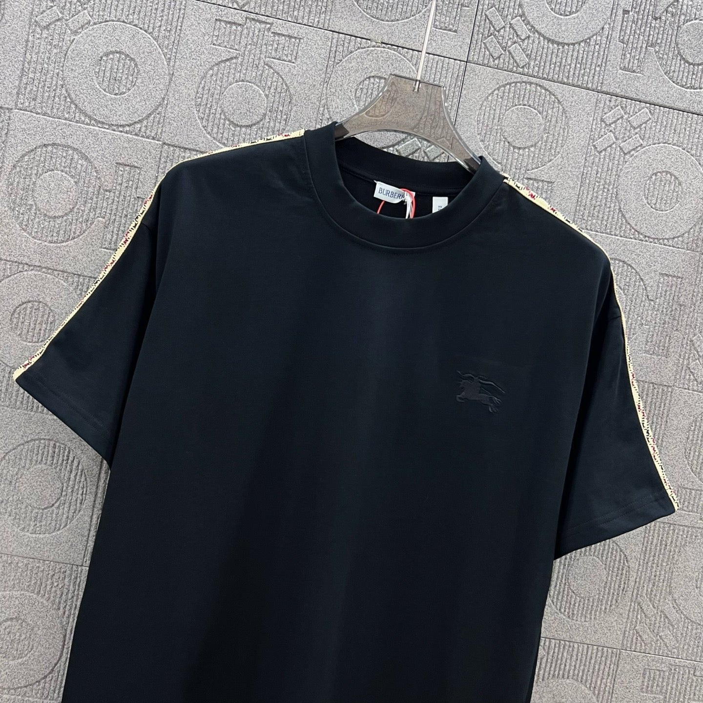 LuxluxHouse Best Quality Clothes Burberry T-shirt