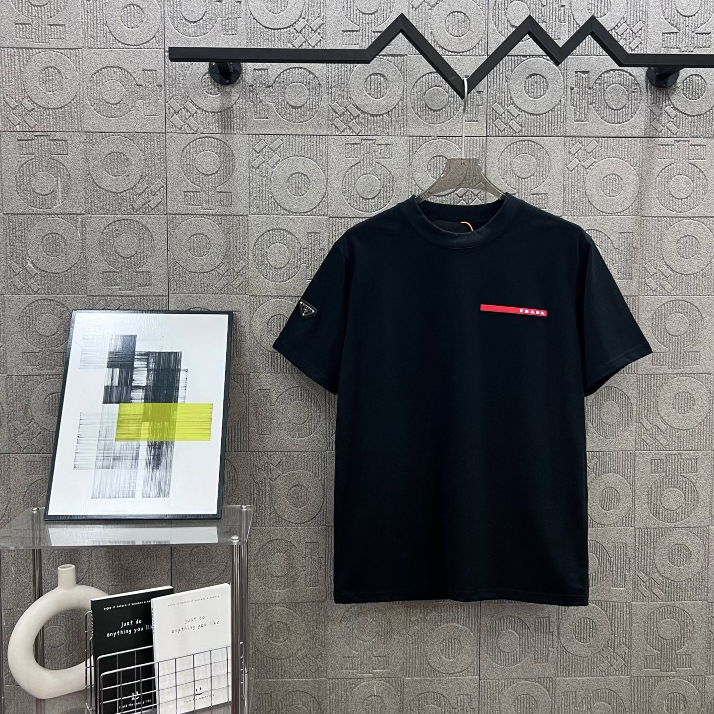 LuxluxHouse Best Quality Clothes T-shirt Prada