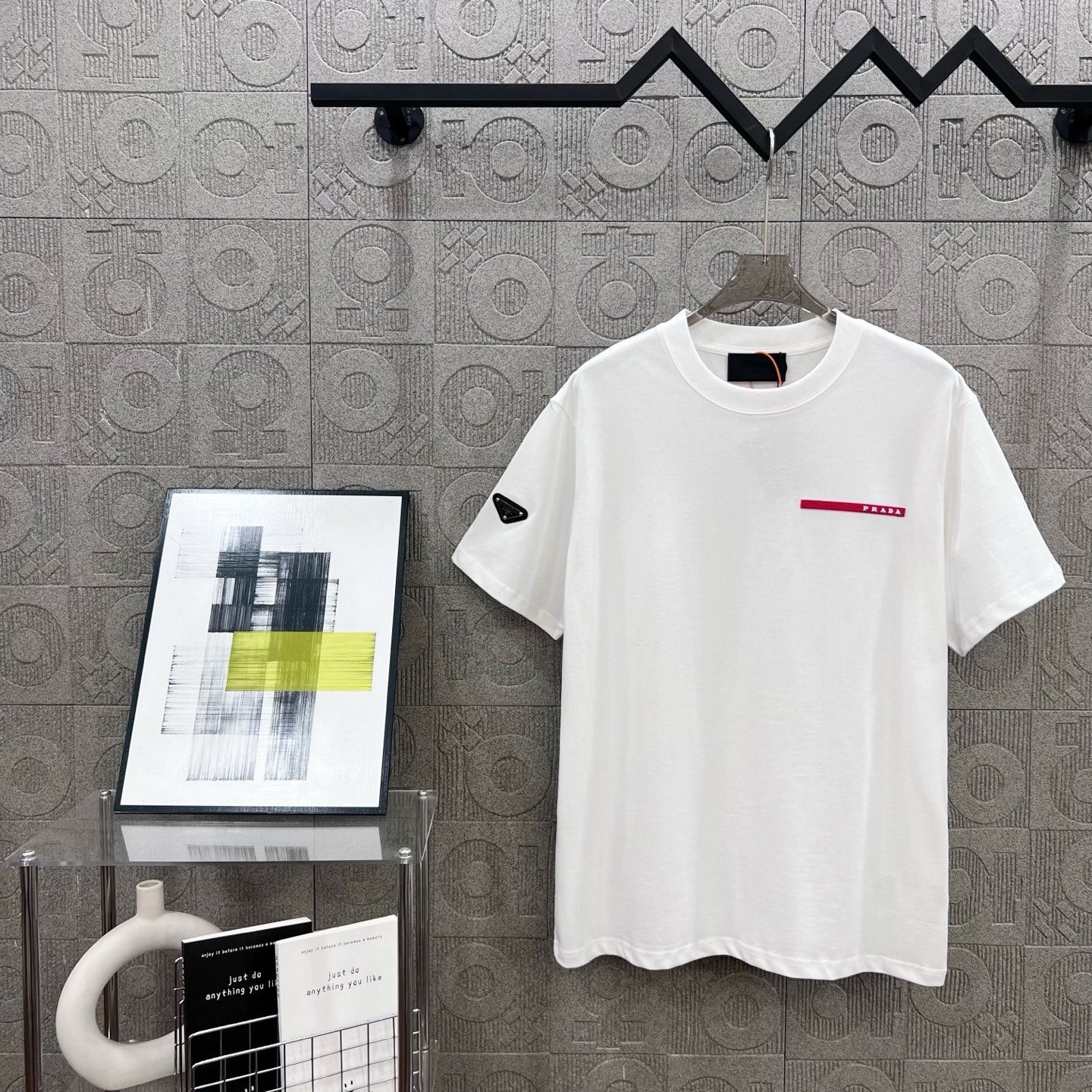 LuxluxHouse Best Quality Clothes T-shirt Prada
