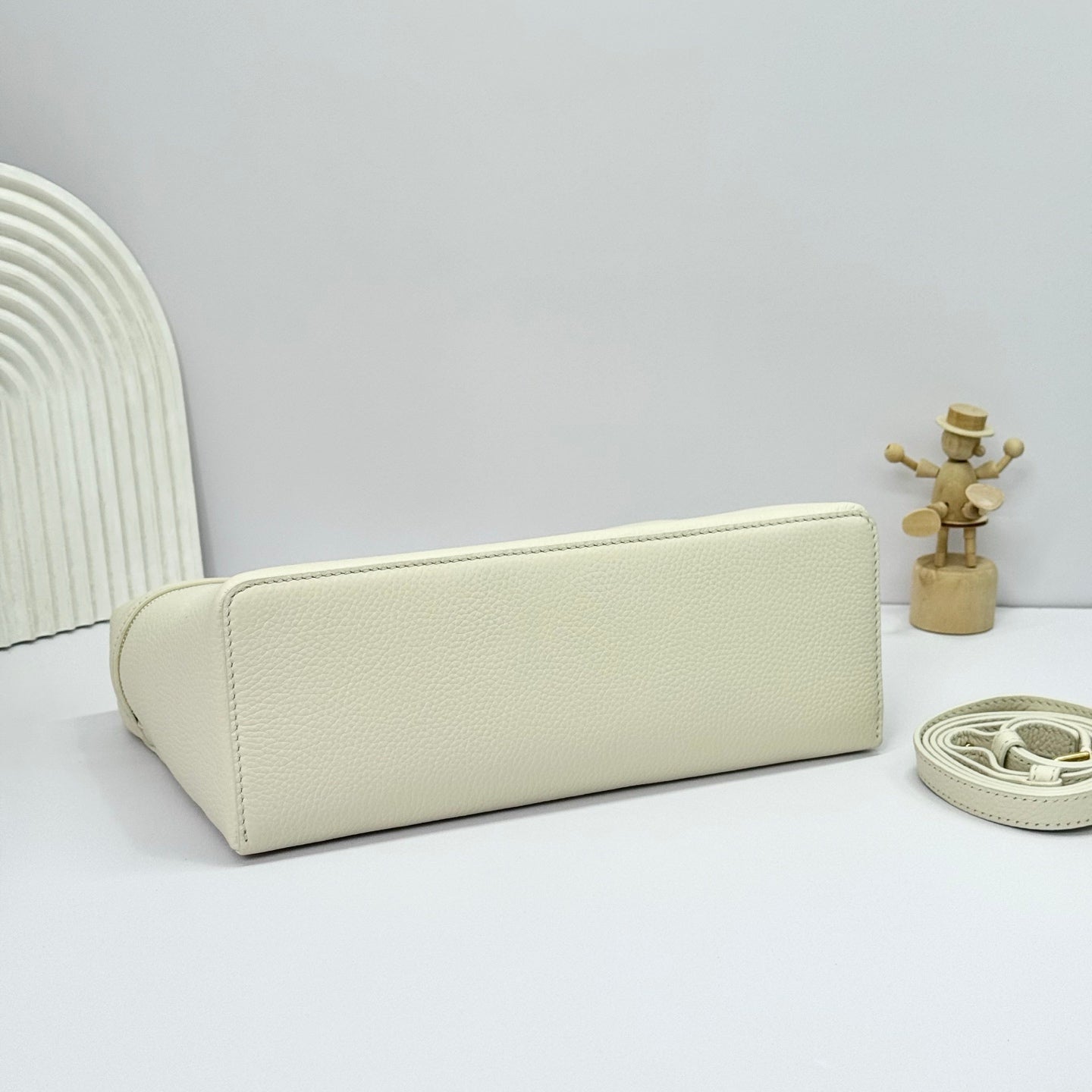 LuxluxHouse Best Quality Bags Loro Piana Women