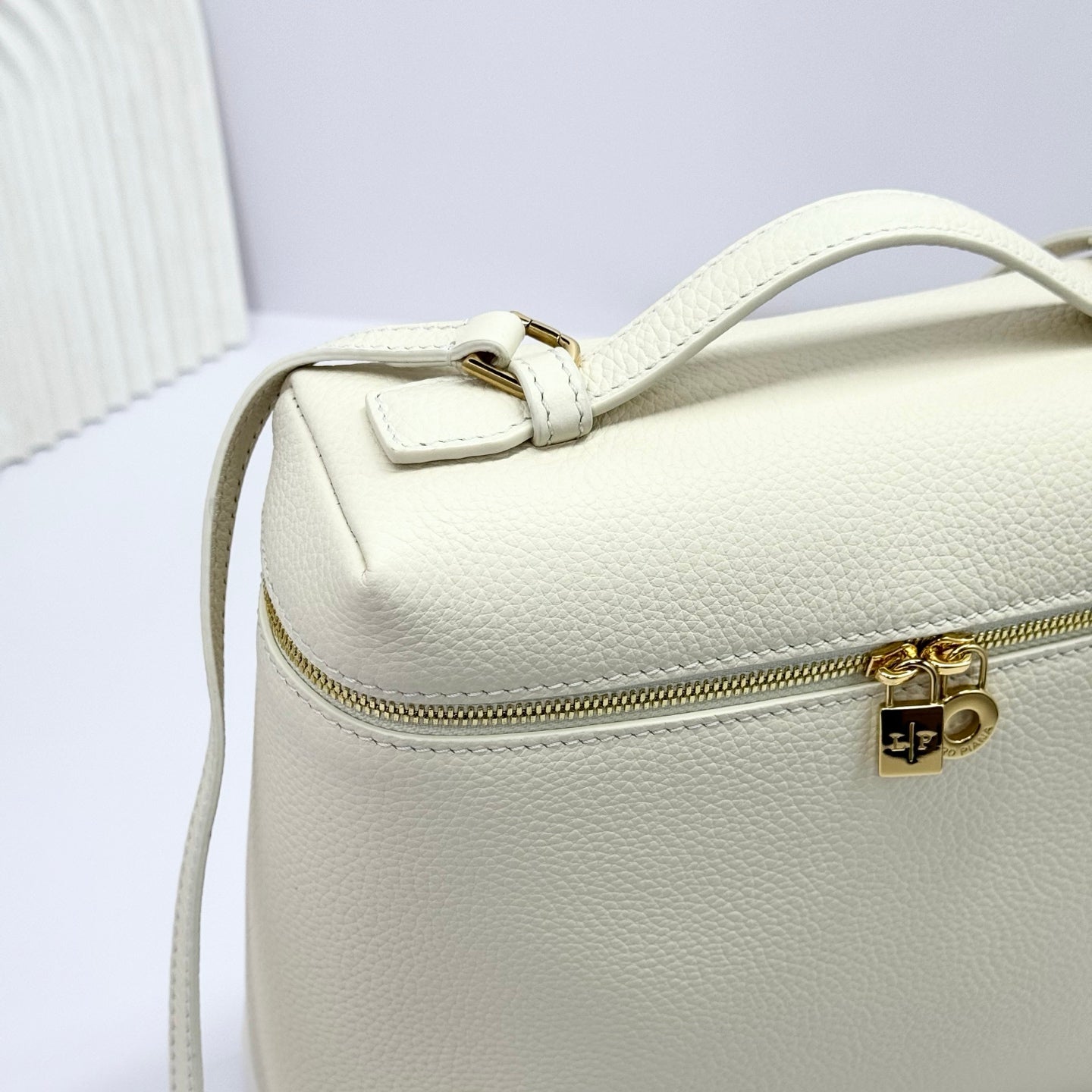 LuxluxHouse Best Quality Bags Loro Piana Women