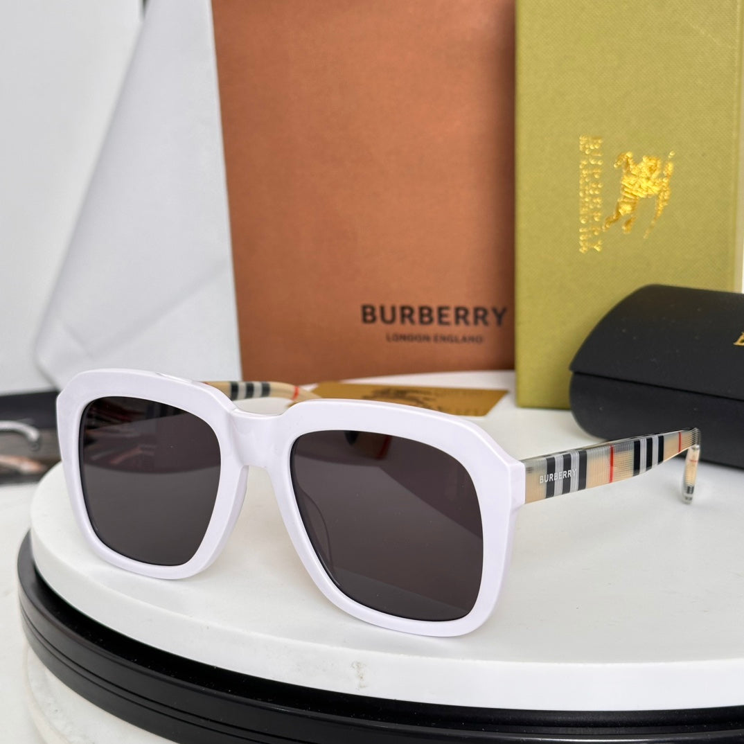 LuxluxHouse Best Quality Glasses Burberry
