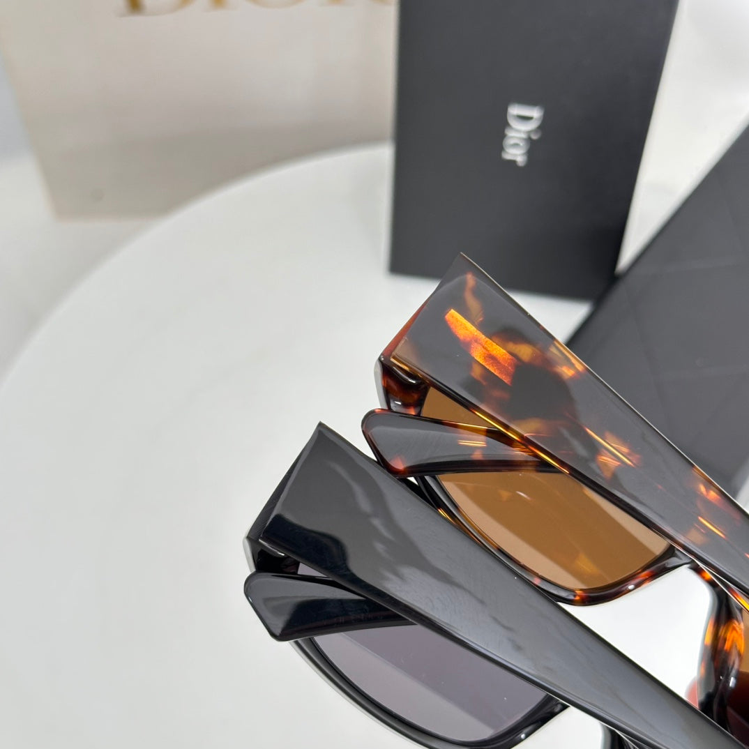 LuxluxHouse Best Quality Glasses Dior