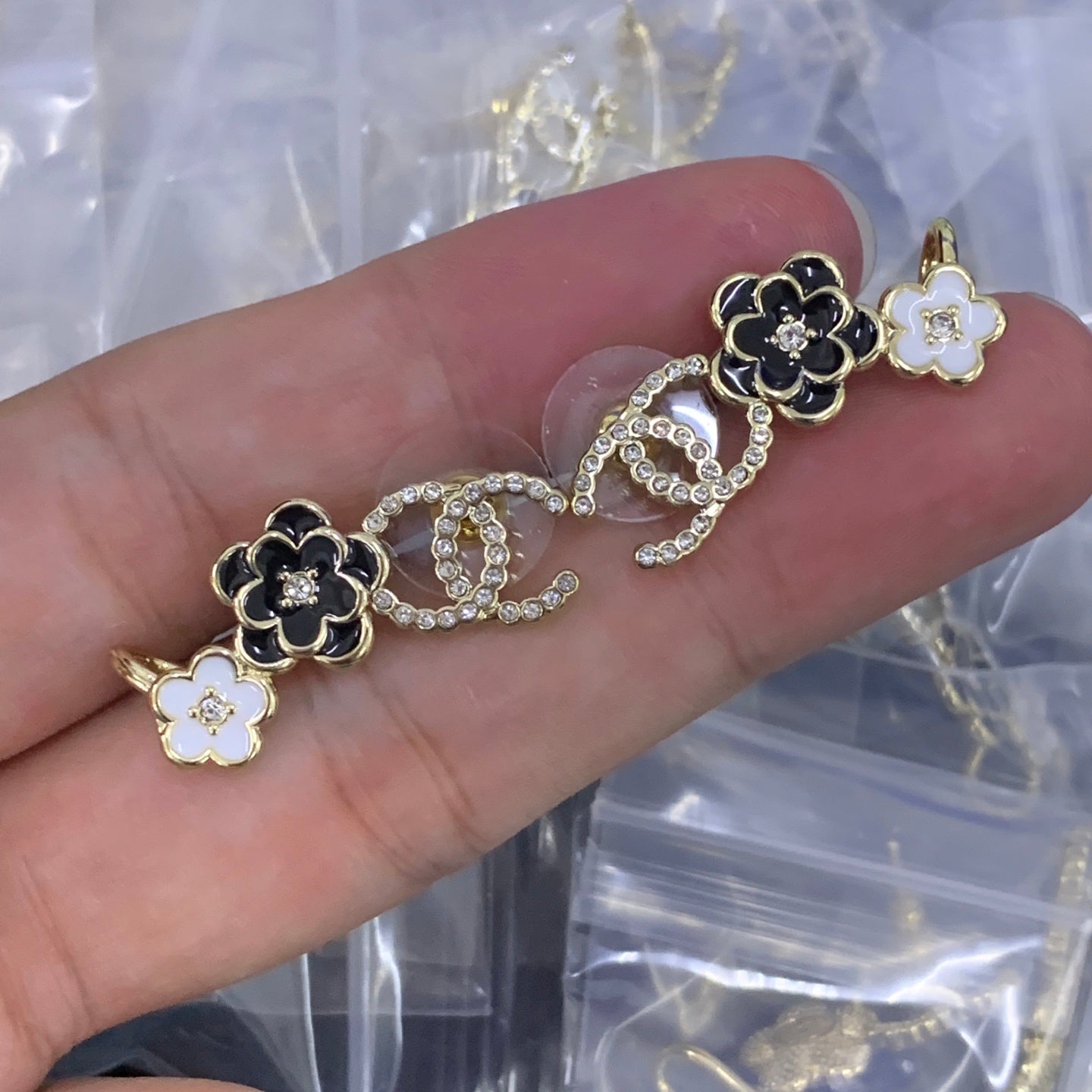 LuxluxHouse Low Price And High Quality Accessories Chanel