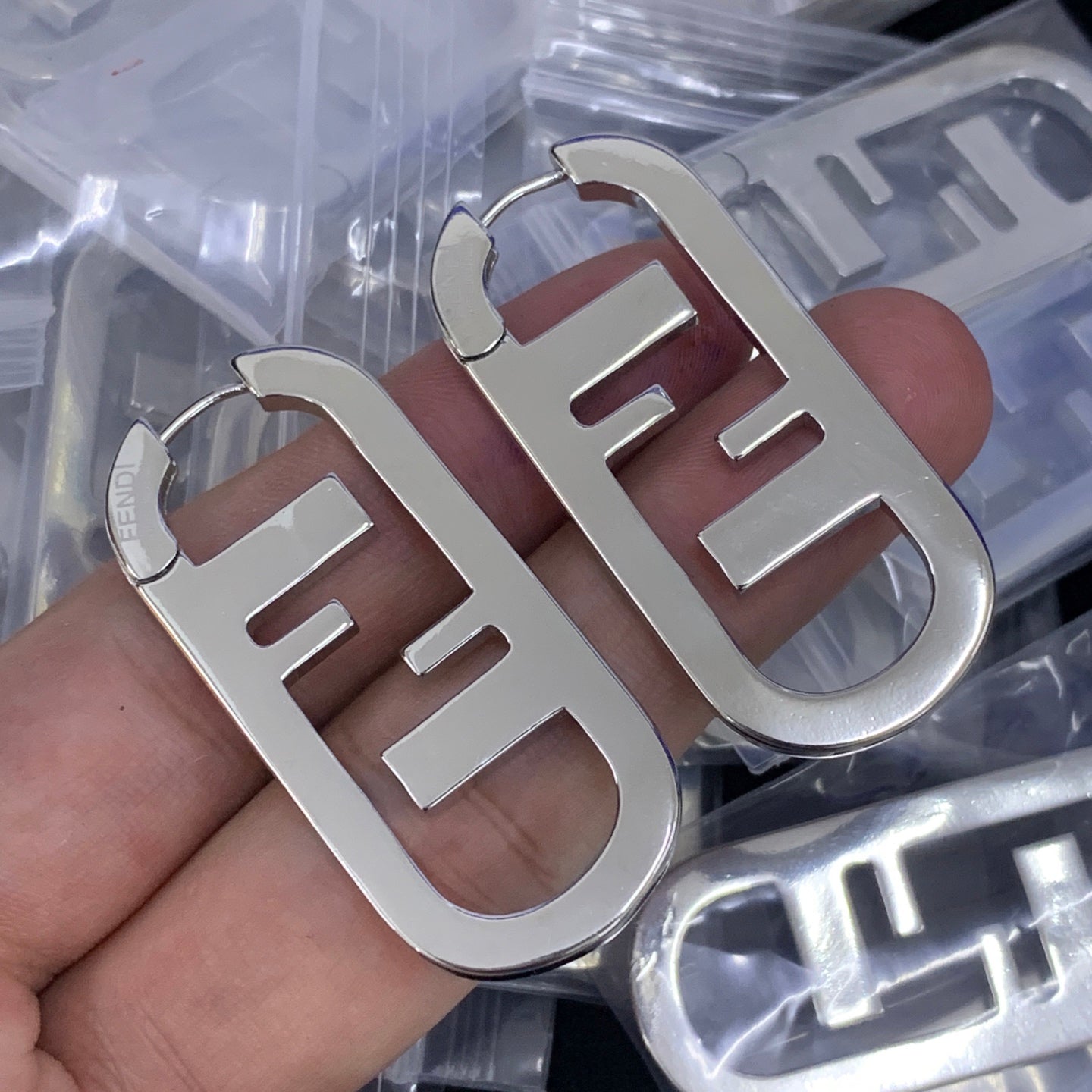 LuxluxHouse Low Price And High Quality Accessories Fendi