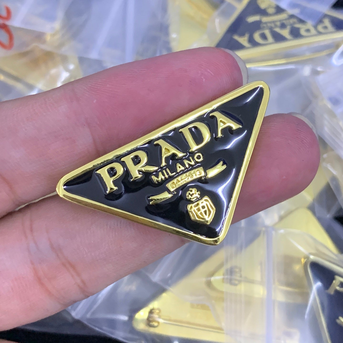 LuxluxHouse Low Price And High Quality Accessories Prada