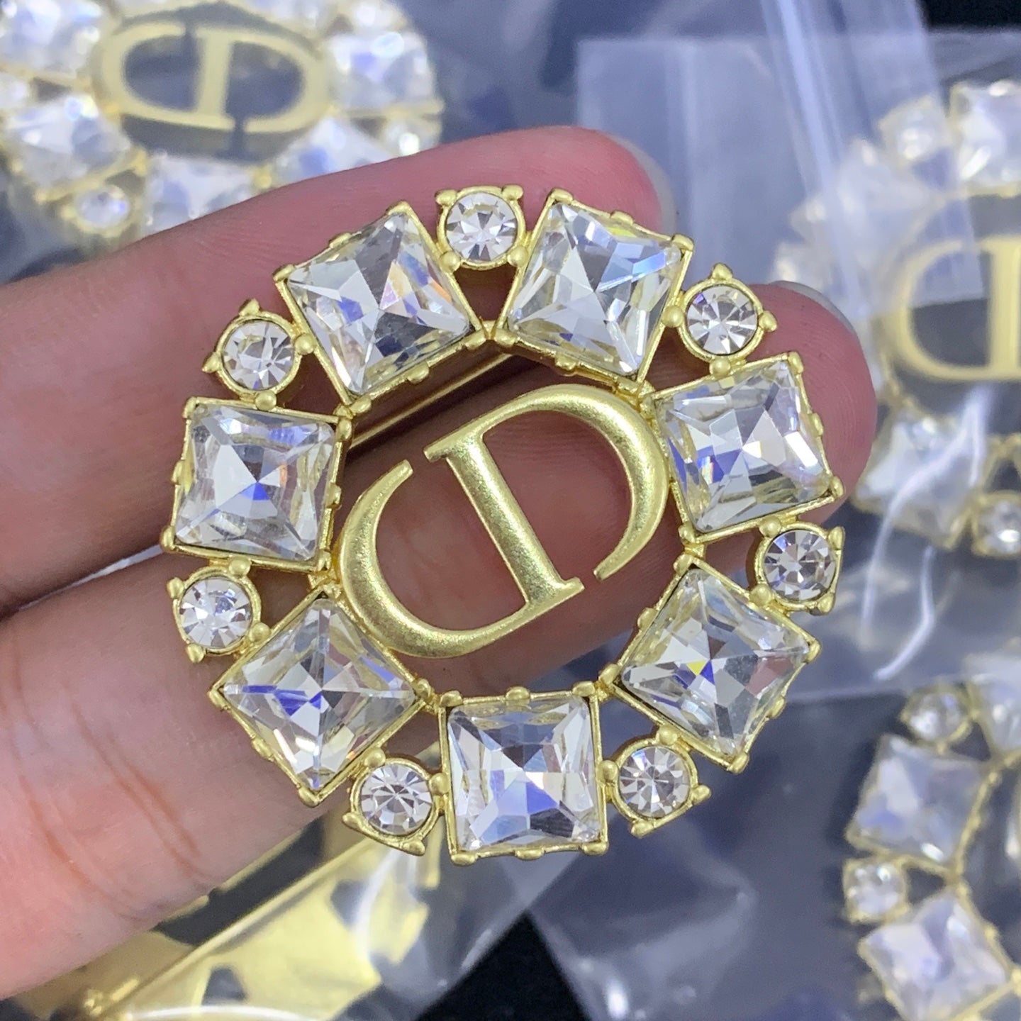 LuxluxHouse Low Price And High Quality Accessories Dior